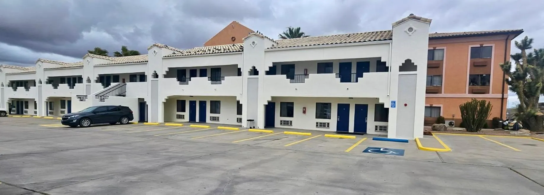 Days Inn by Wyndham Kingman West