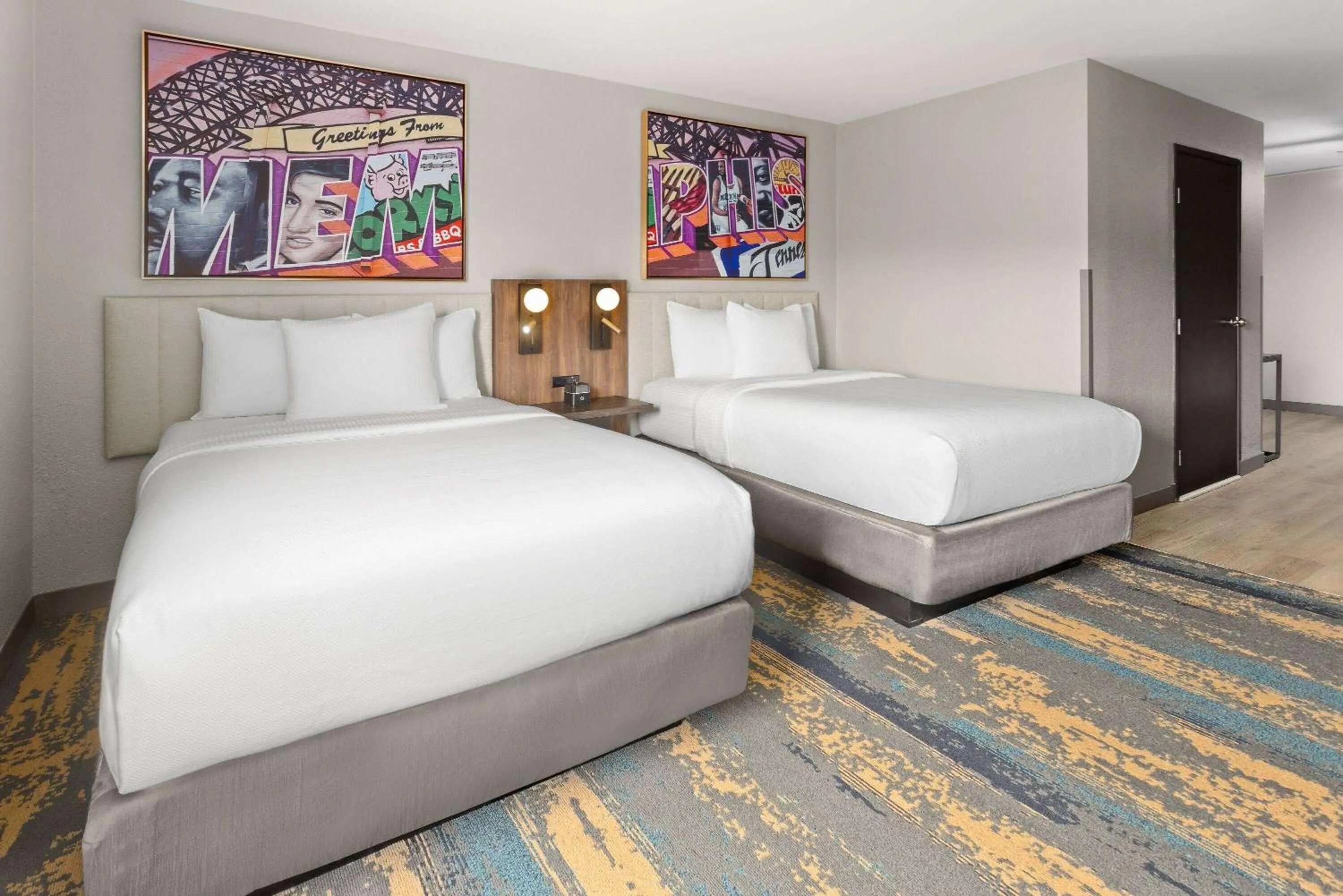 Photo of the whole room, Bed in La Quinta Inn & Suites by Wyndham Memphis I-240