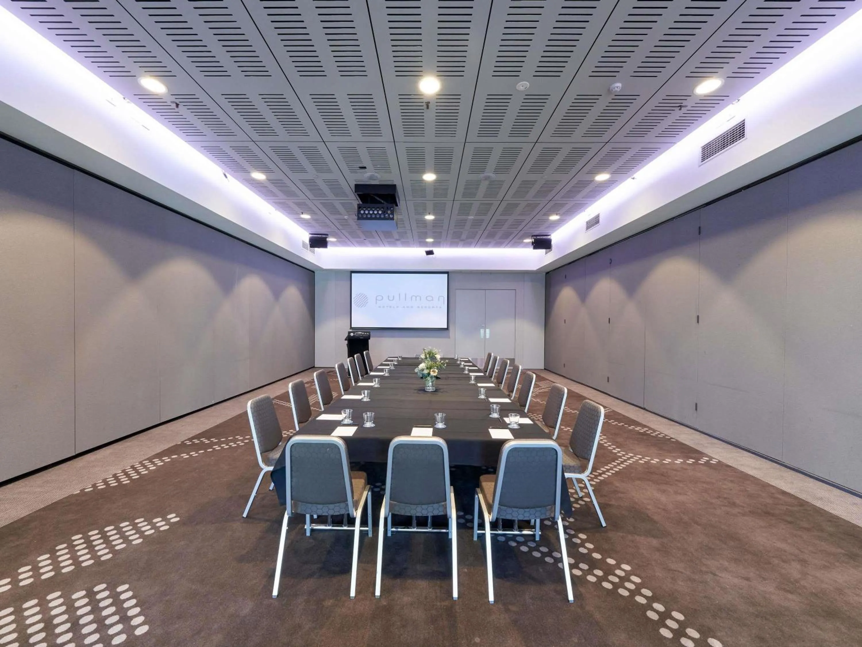 Meeting/conference room in Pullman Adelaide