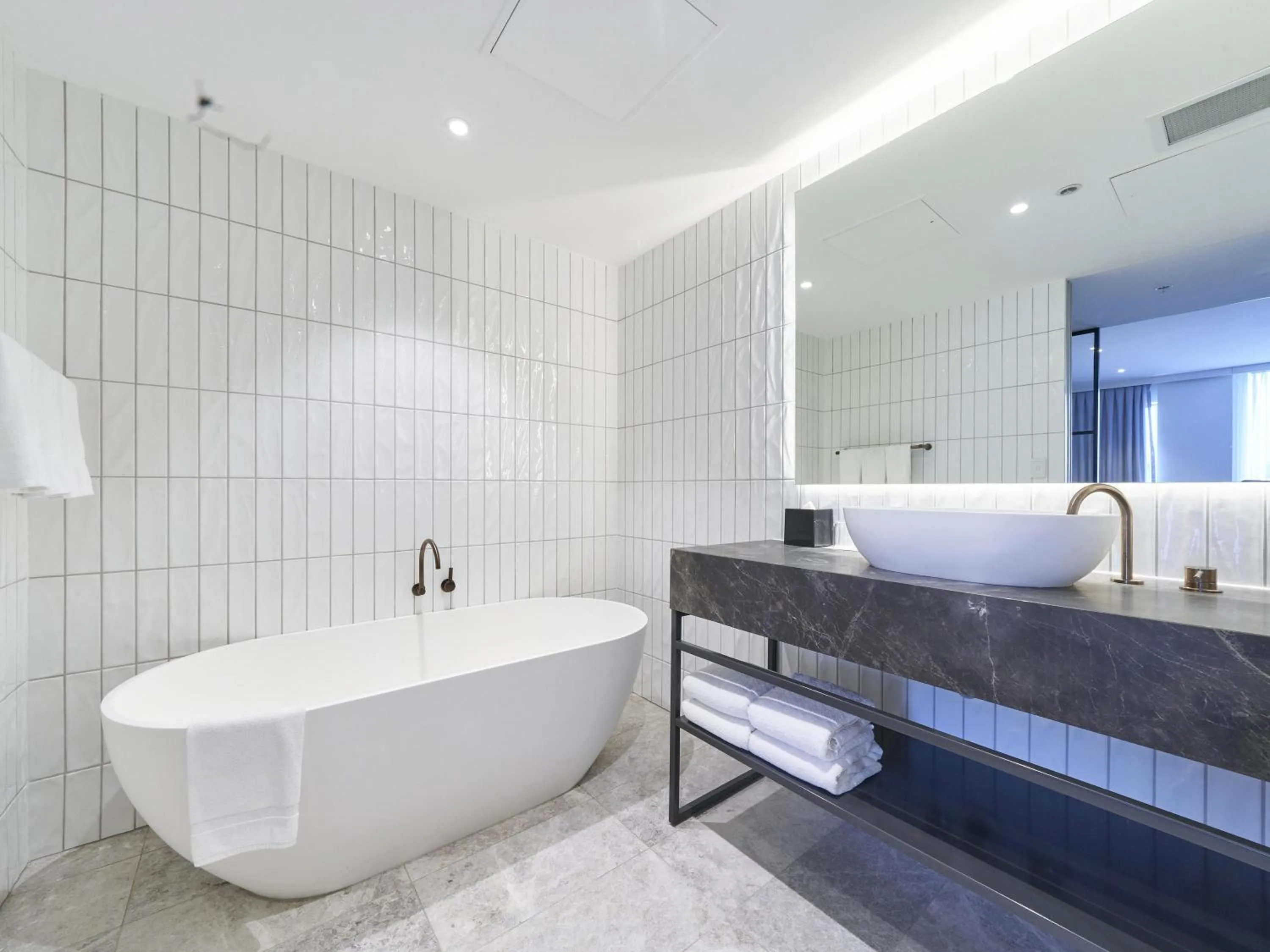 Bedroom in Pullman Adelaide