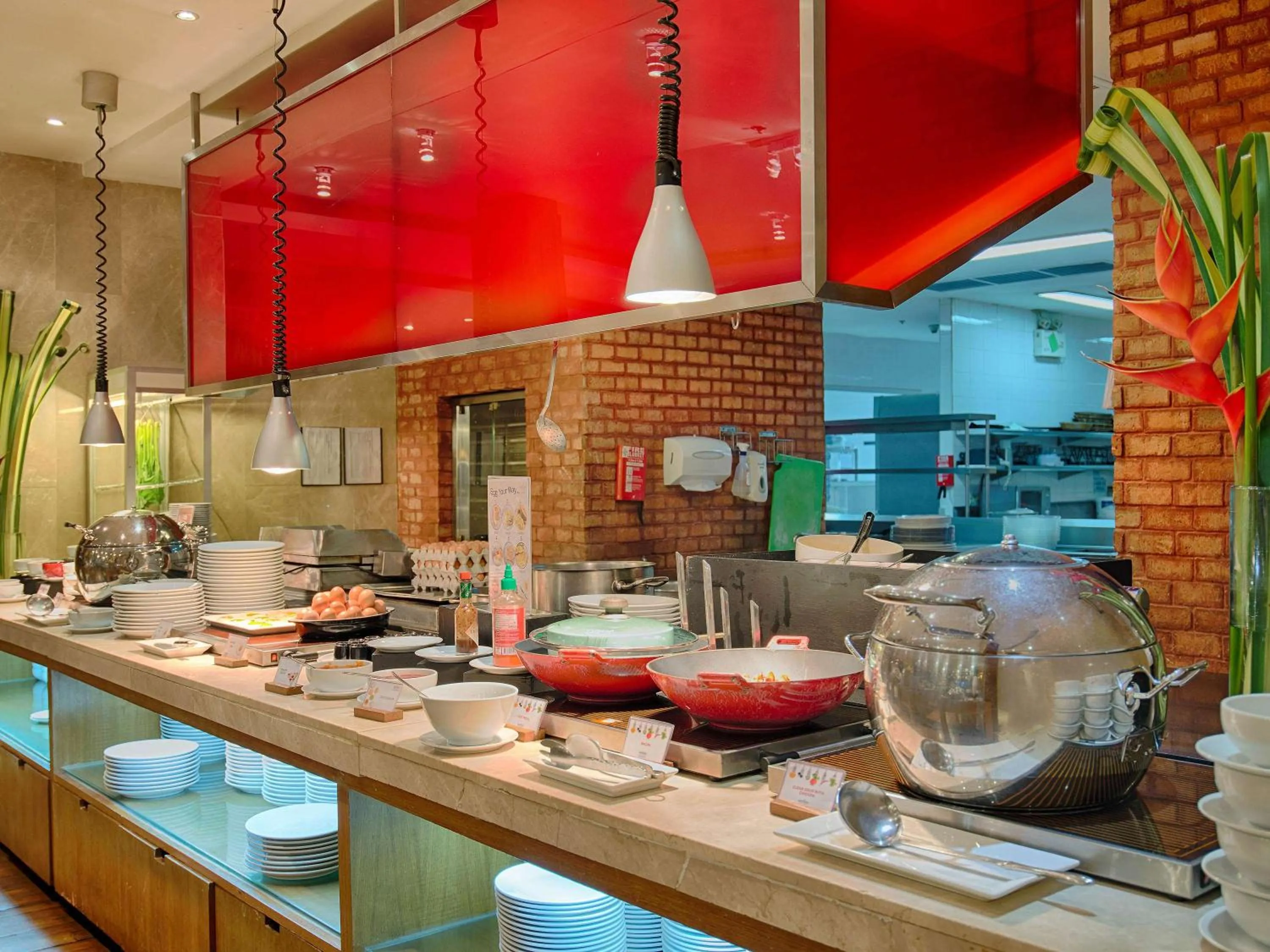 Restaurant/places to eat, Food in Destination Resorts Phuket Surin Beach - SHA Extra Plus