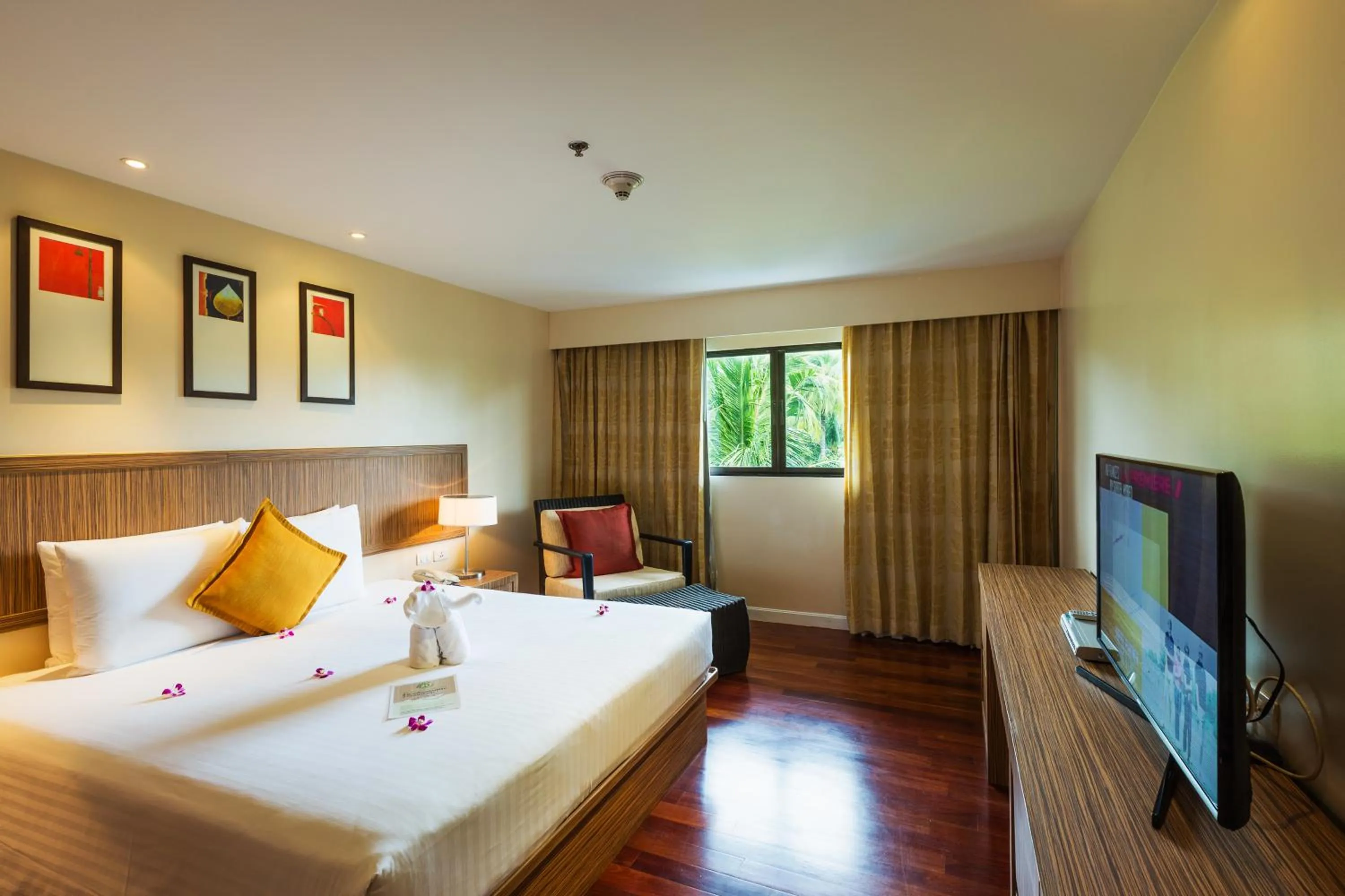 Bed in Destination Resorts Phuket Surin Beach - SHA Extra Plus