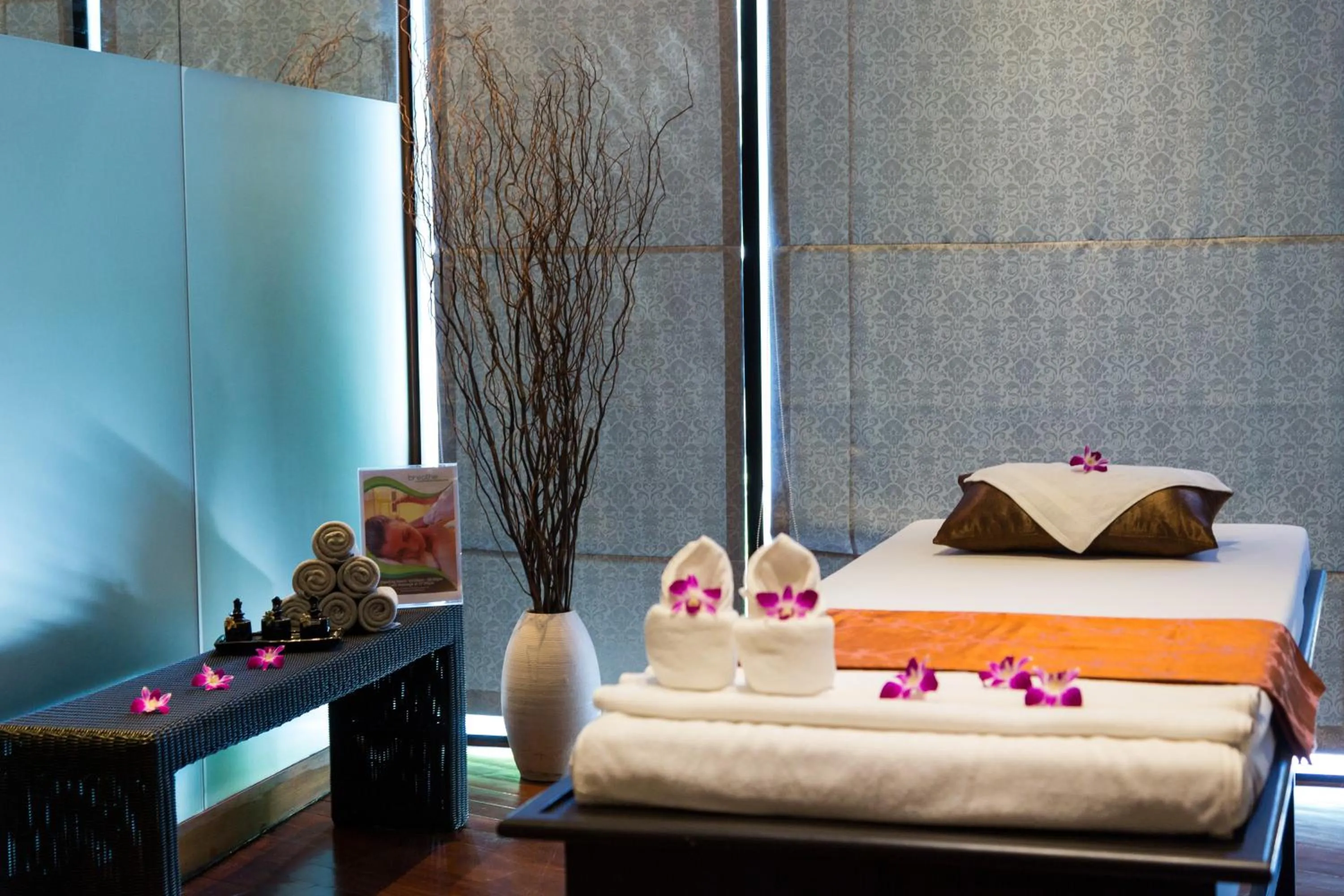 Massage, Bed in Destination Resorts Phuket Surin Beach - SHA Extra Plus