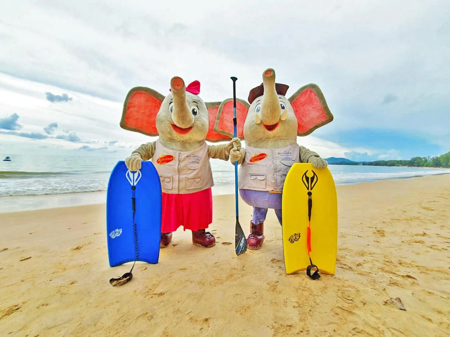 Beach in Destination Resorts Phuket Surin Beach - SHA Extra Plus