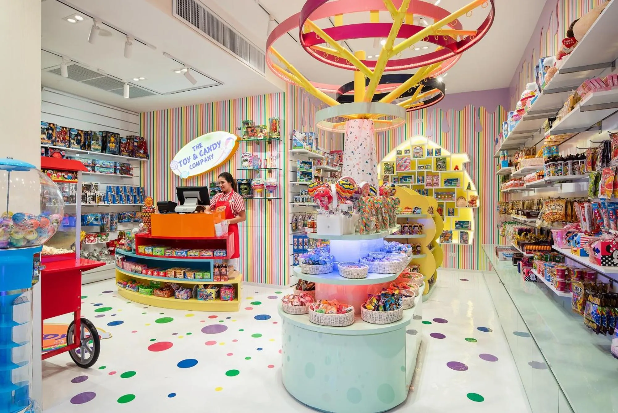 On-site shops in Destination Resorts Phuket Surin Beach - SHA Extra Plus