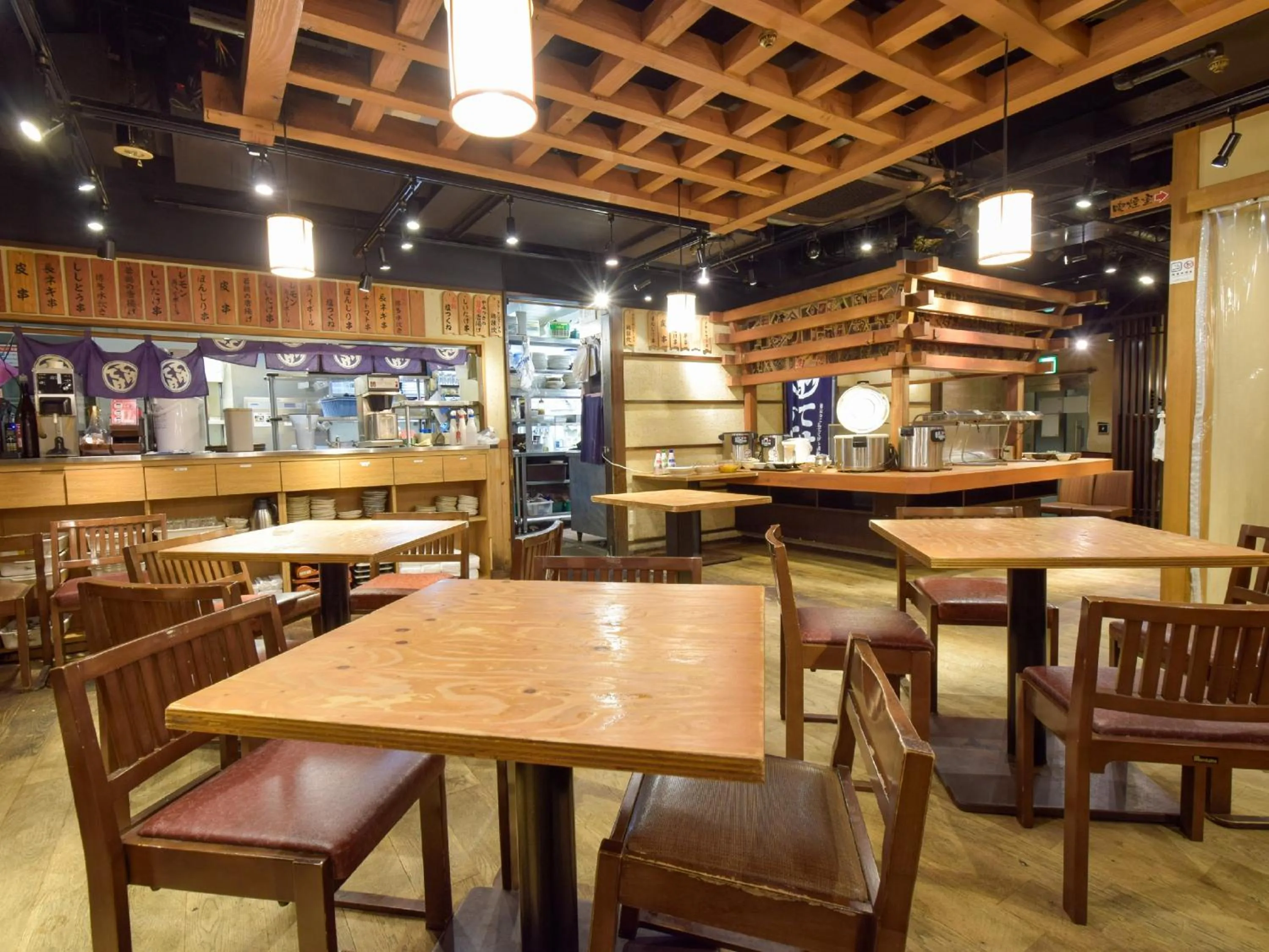 Restaurant/places to eat in Nishitetsu Inn Shinjuku