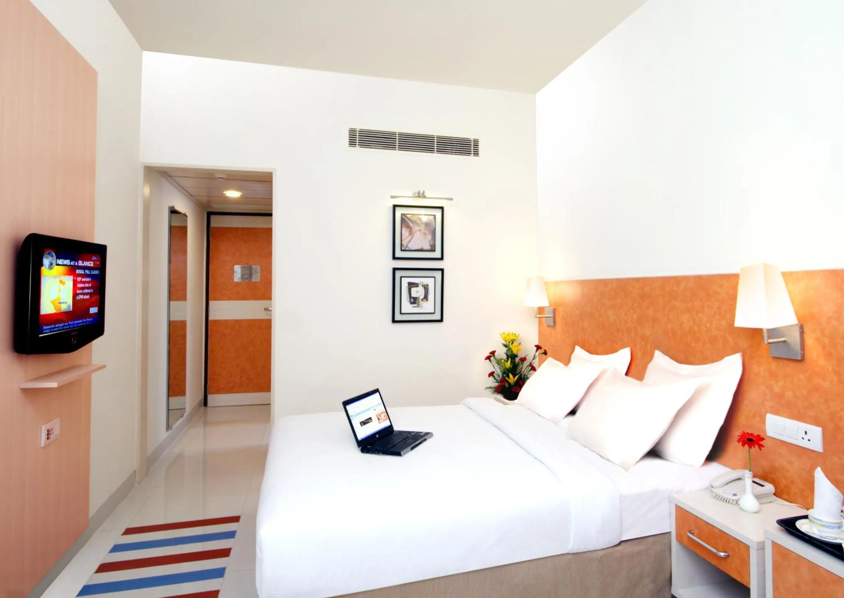 Bedroom, Bed in Aditya Hometel