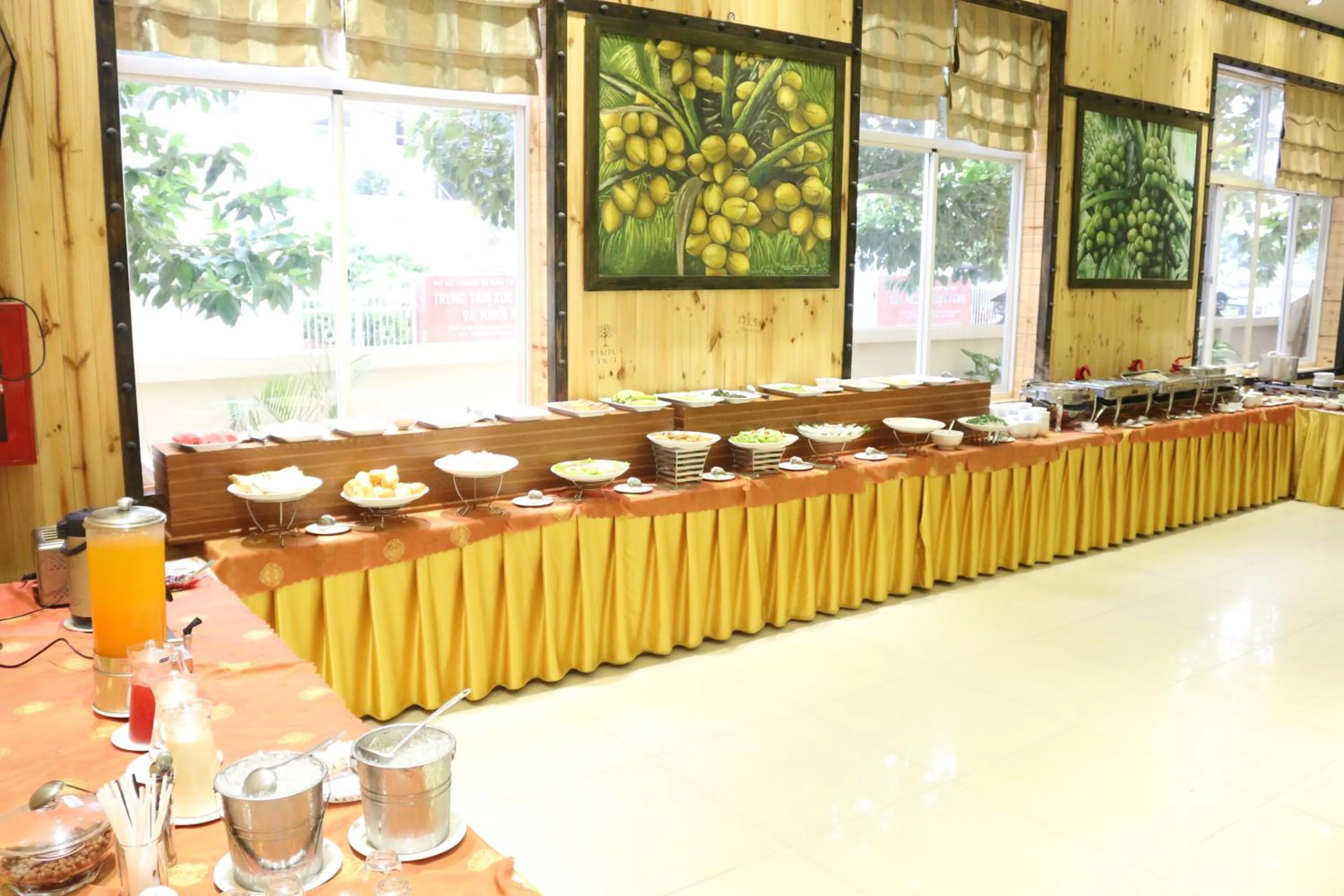 Buffet breakfast in Viet Uc Hotel