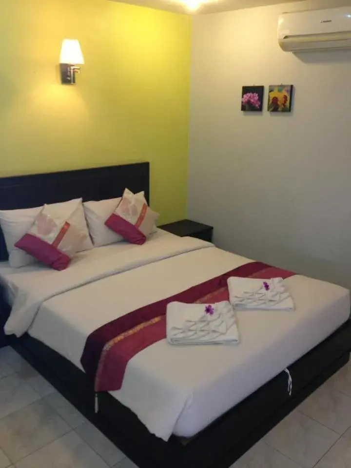 Standard Double Room in Koh Kwang Seaview Standard Double Room in Koh Kwang Seaview