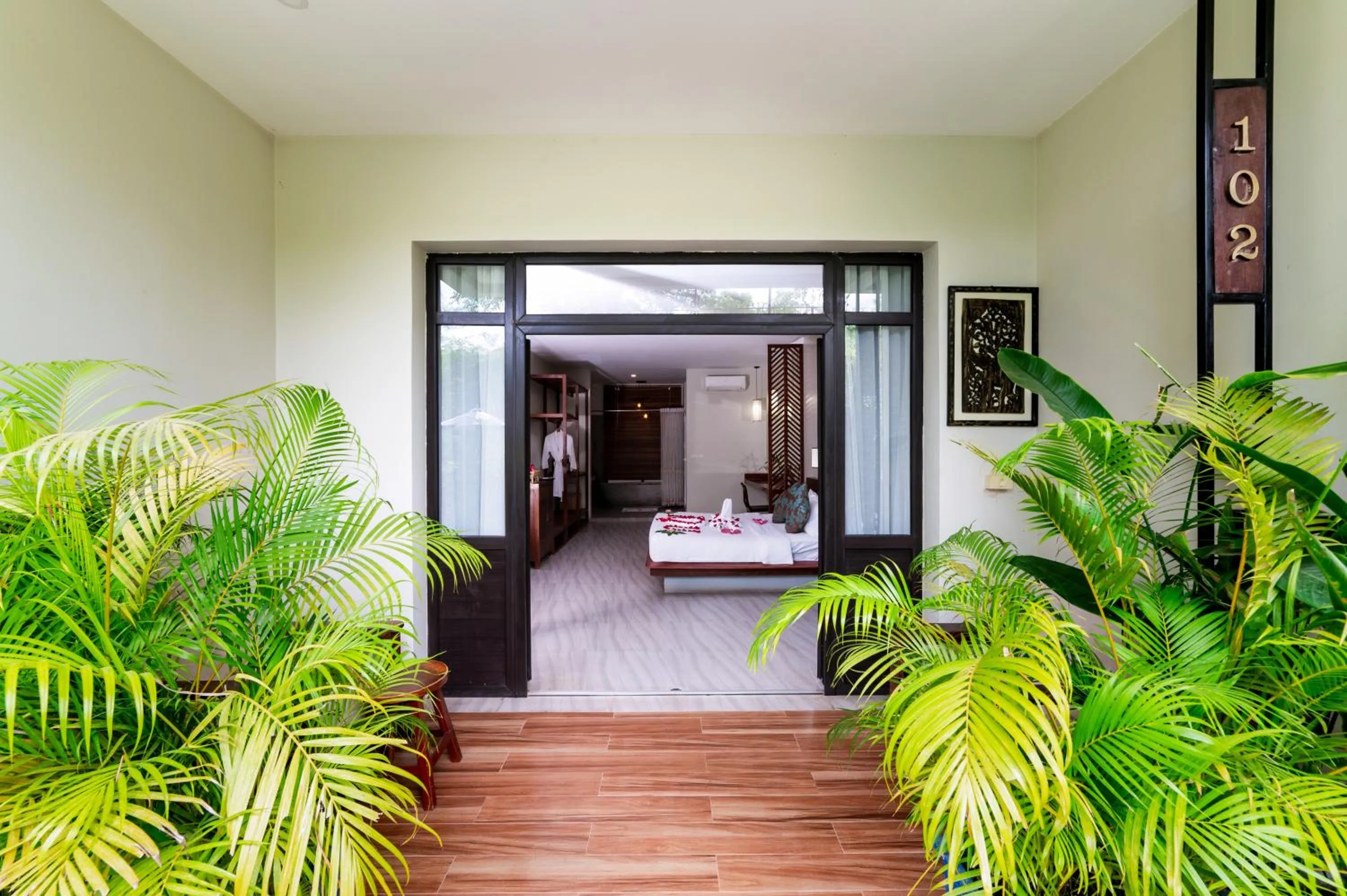 Day in Bayon Modern Residence