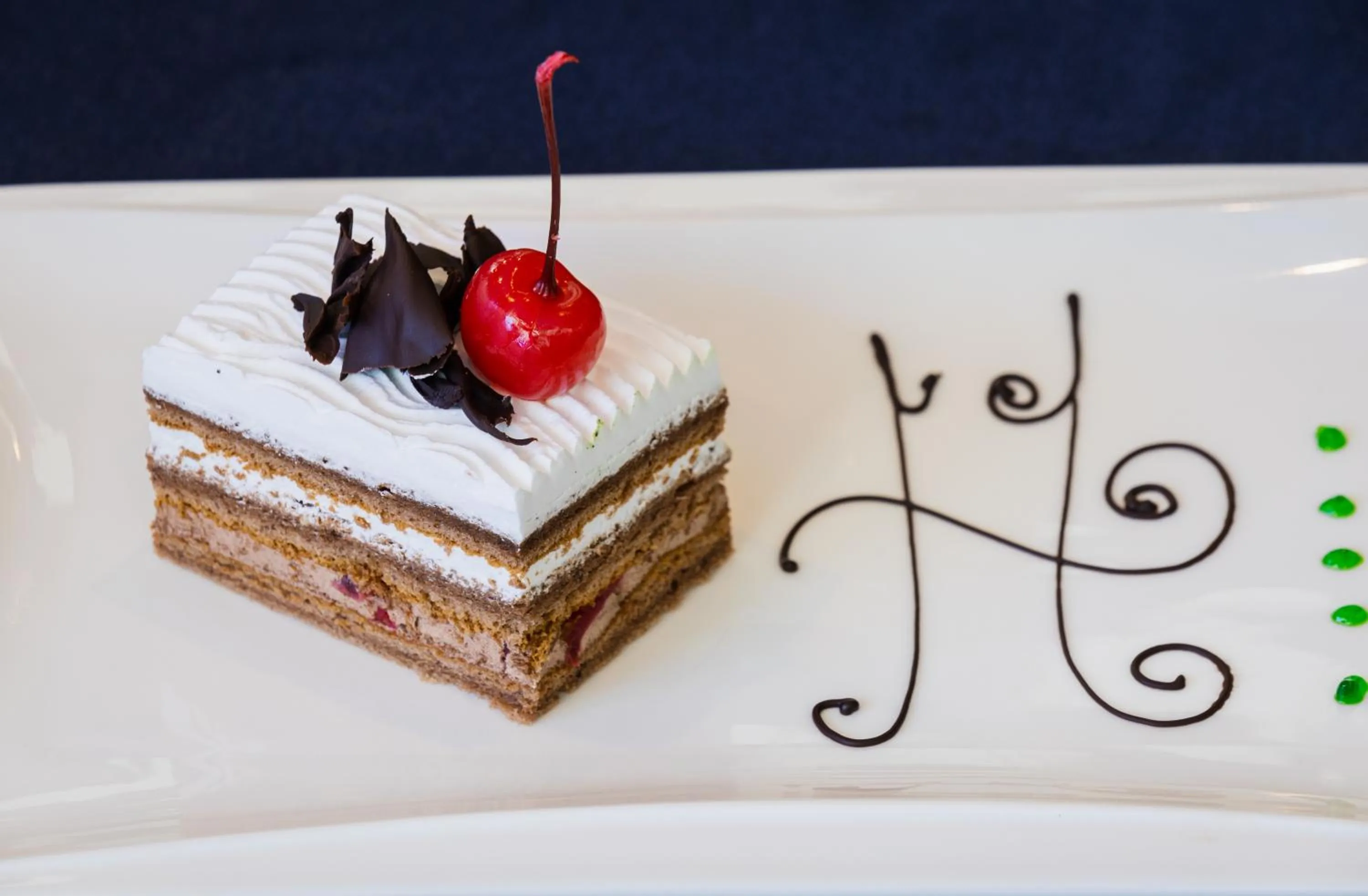 Food and drinks in Bayon Modern Residence