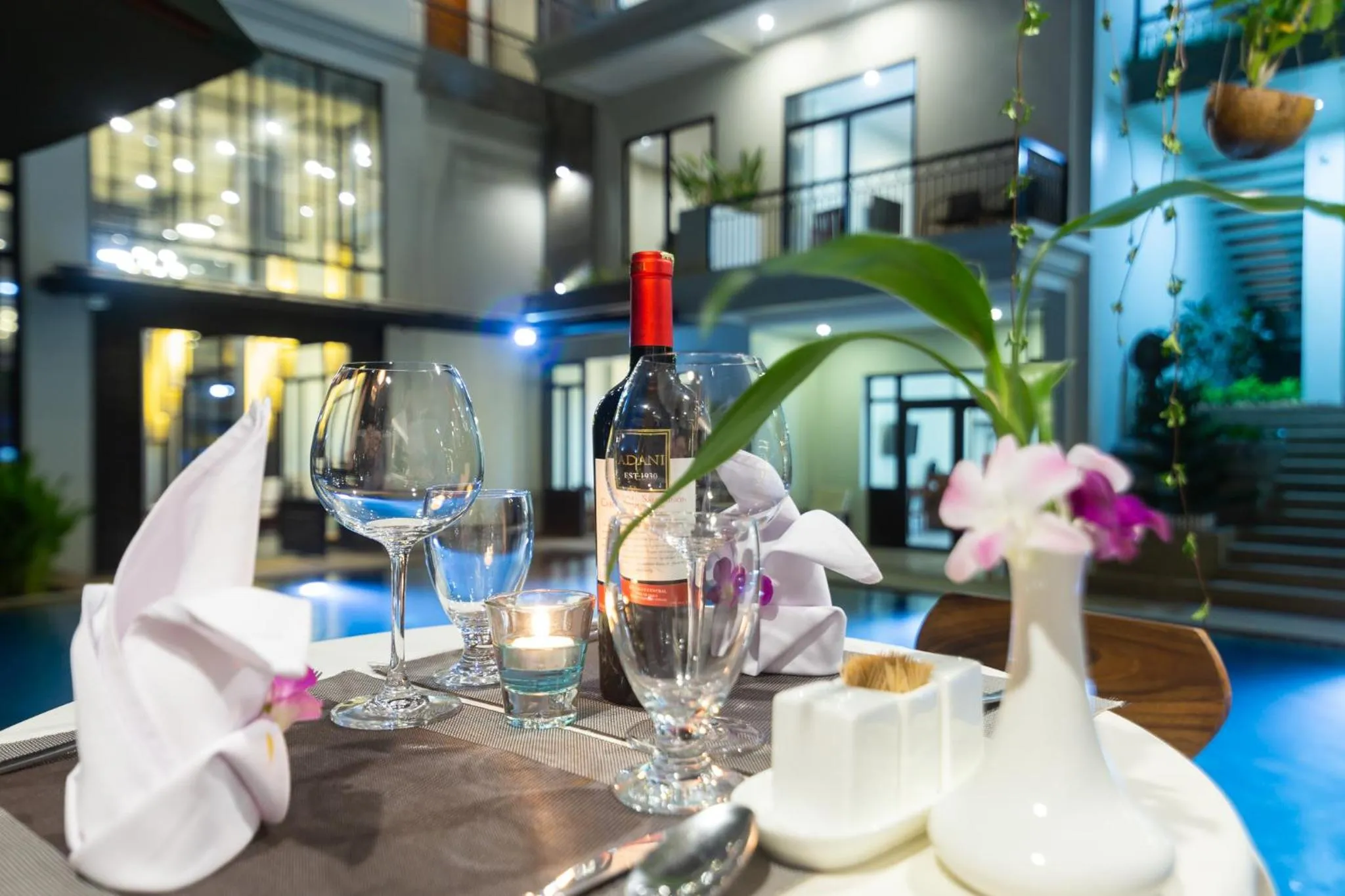 Restaurant/places to eat in Bayon Modern Residence