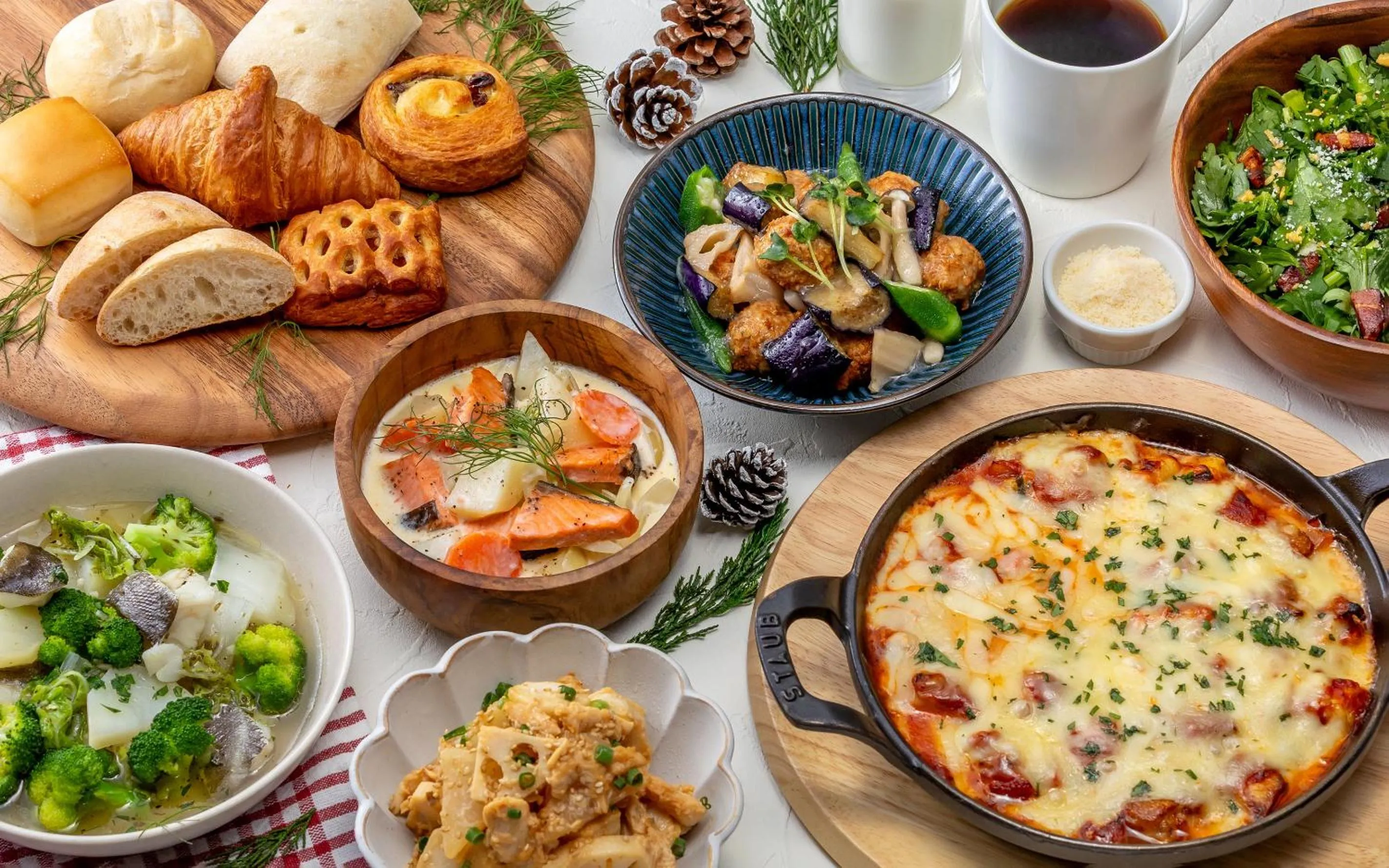 Buffet breakfast in Hotel Intergate Tokyo Kyobashi