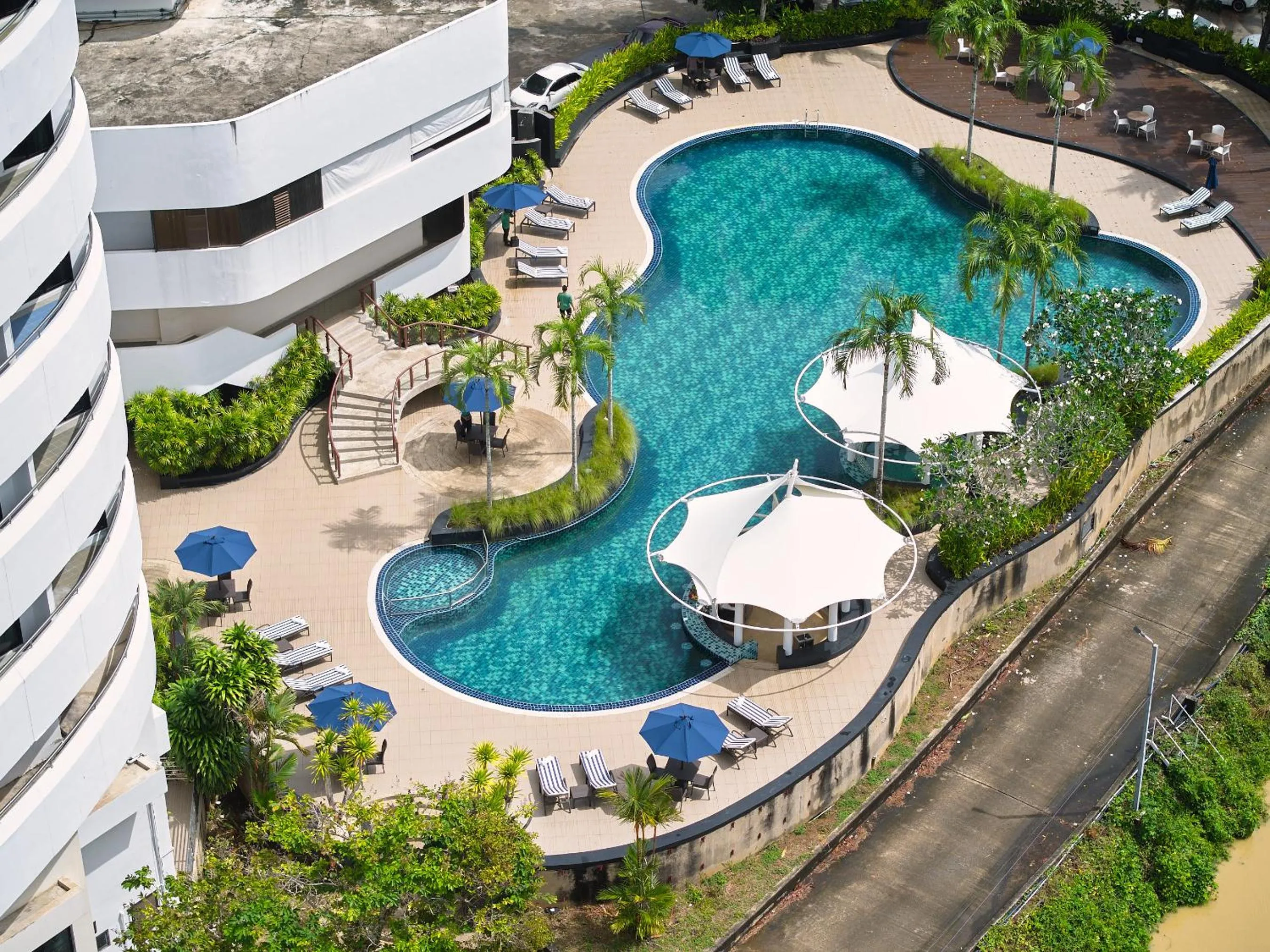 Swimming pool in Rua Rasada Hotel - The Ideal Venue for Meetings & Events