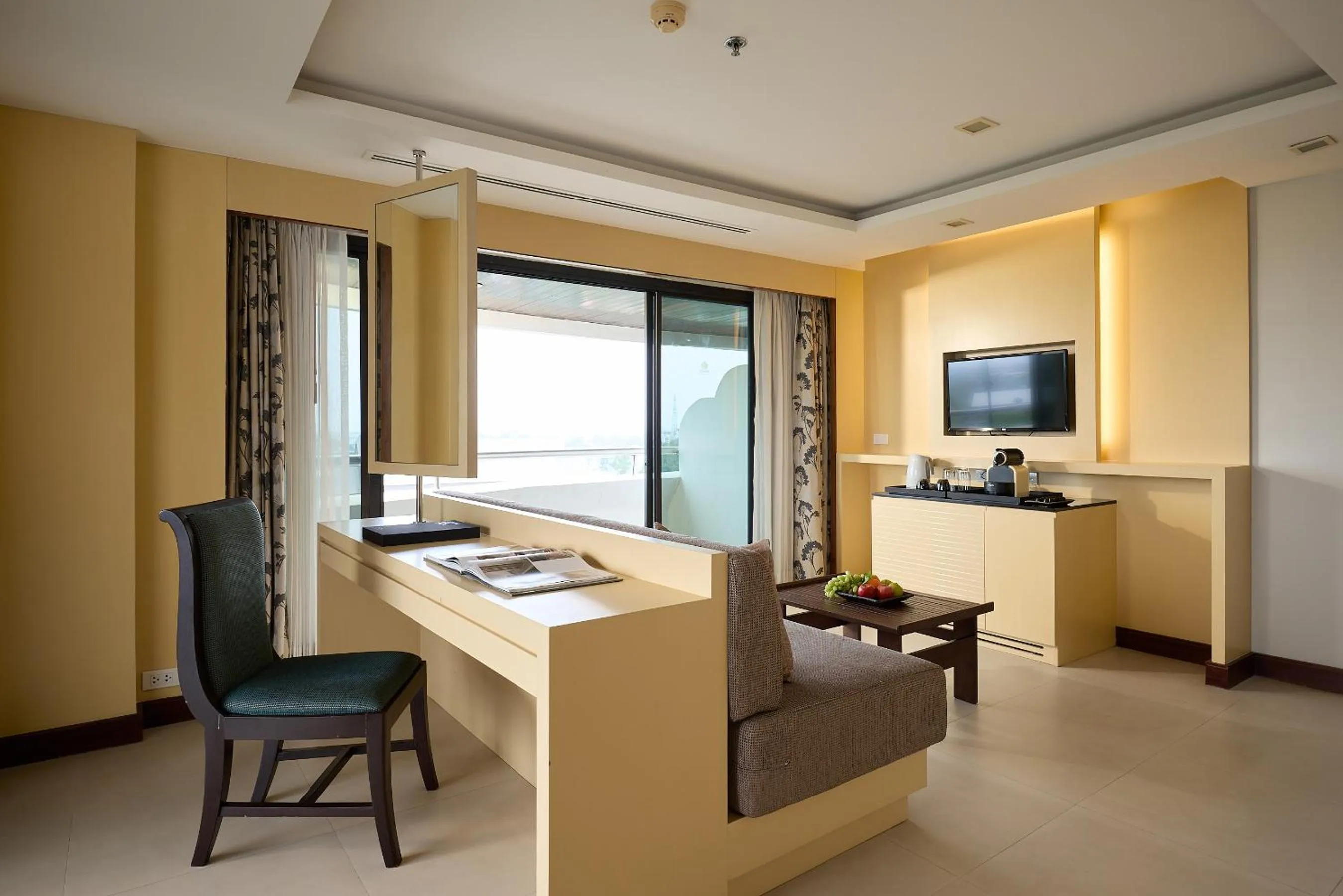 Guests, Bed in Rua Rasada Hotel - The Ideal Venue for Meetings & Events