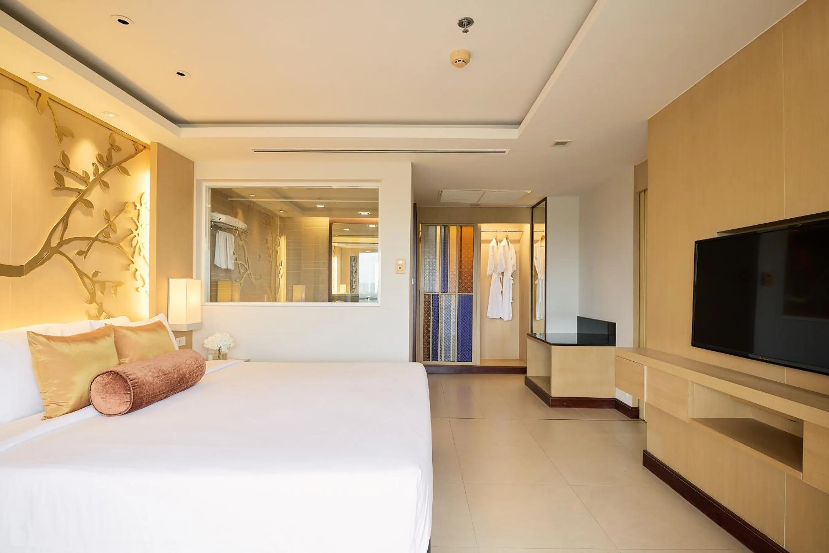 Guests, Bed in Rua Rasada Hotel - The Ideal Venue for Meetings & Events