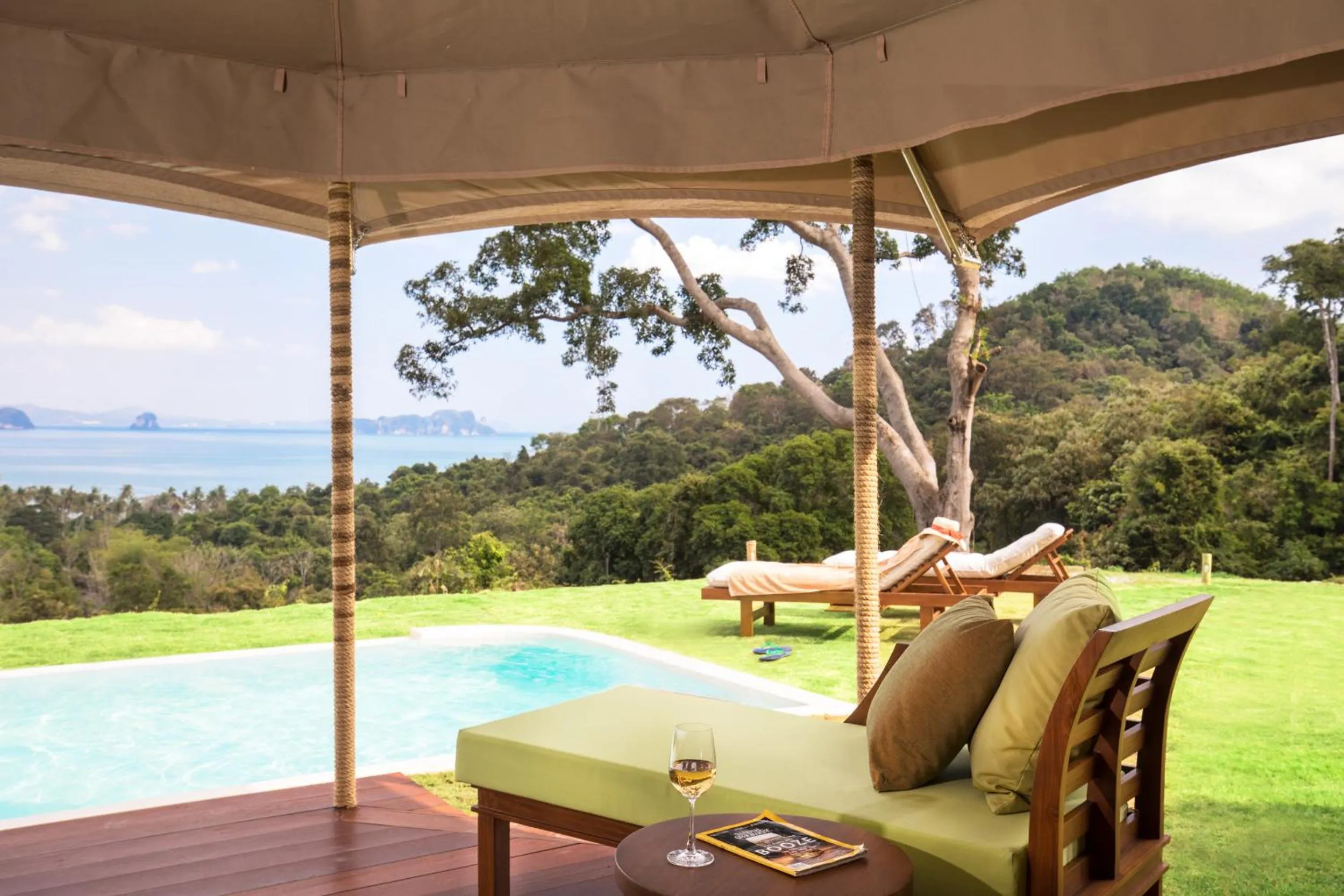 Swimming pool in Koyao Island Resort