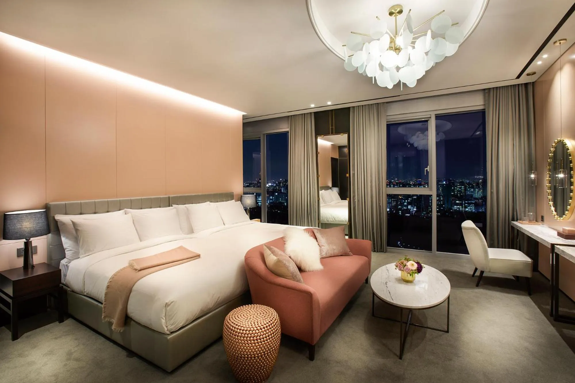 Bed in L7 GANGNAM by LOTTE HOTELS