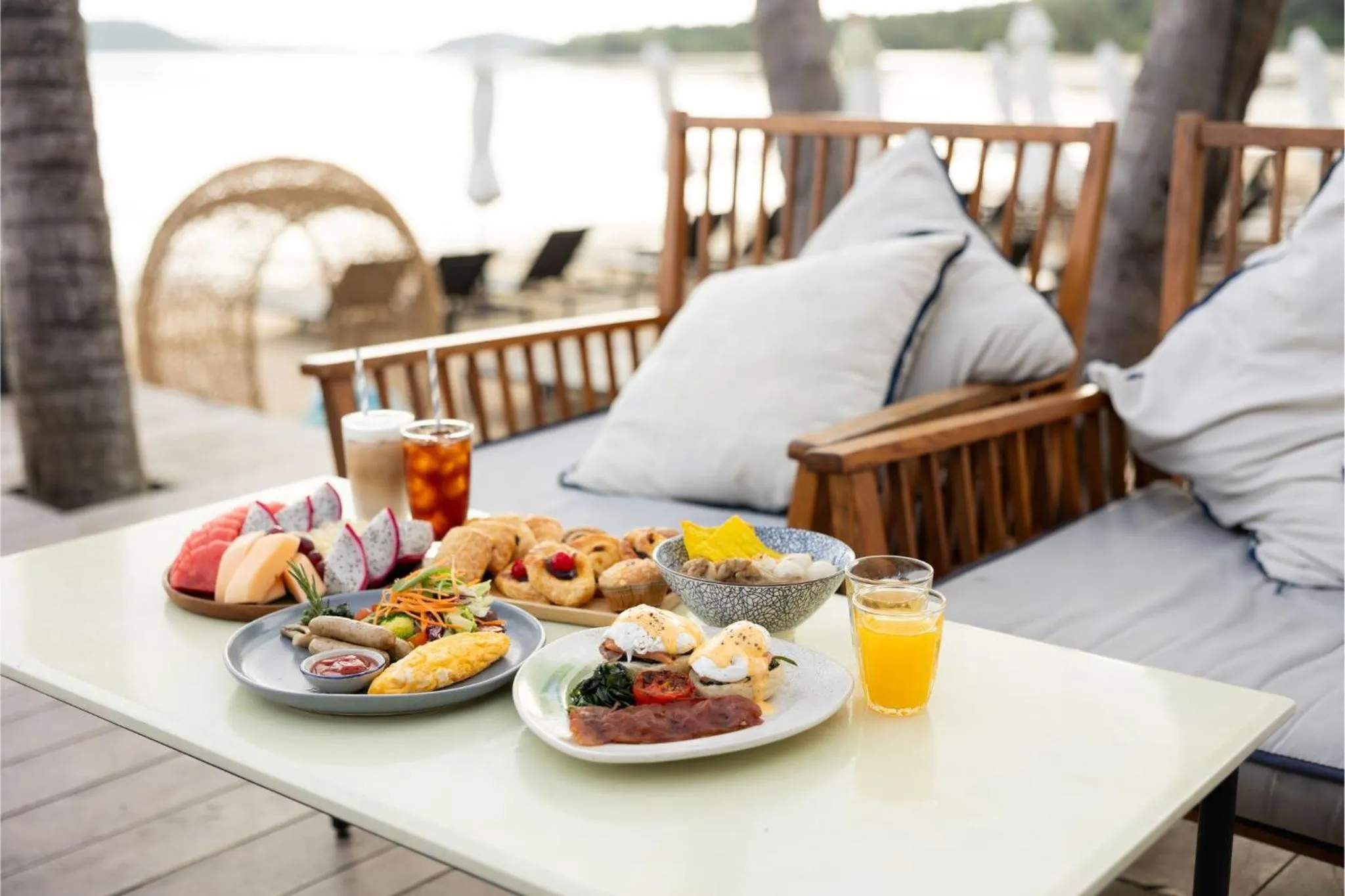 Food and drinks in Barcelo Coconut Island, Phuket