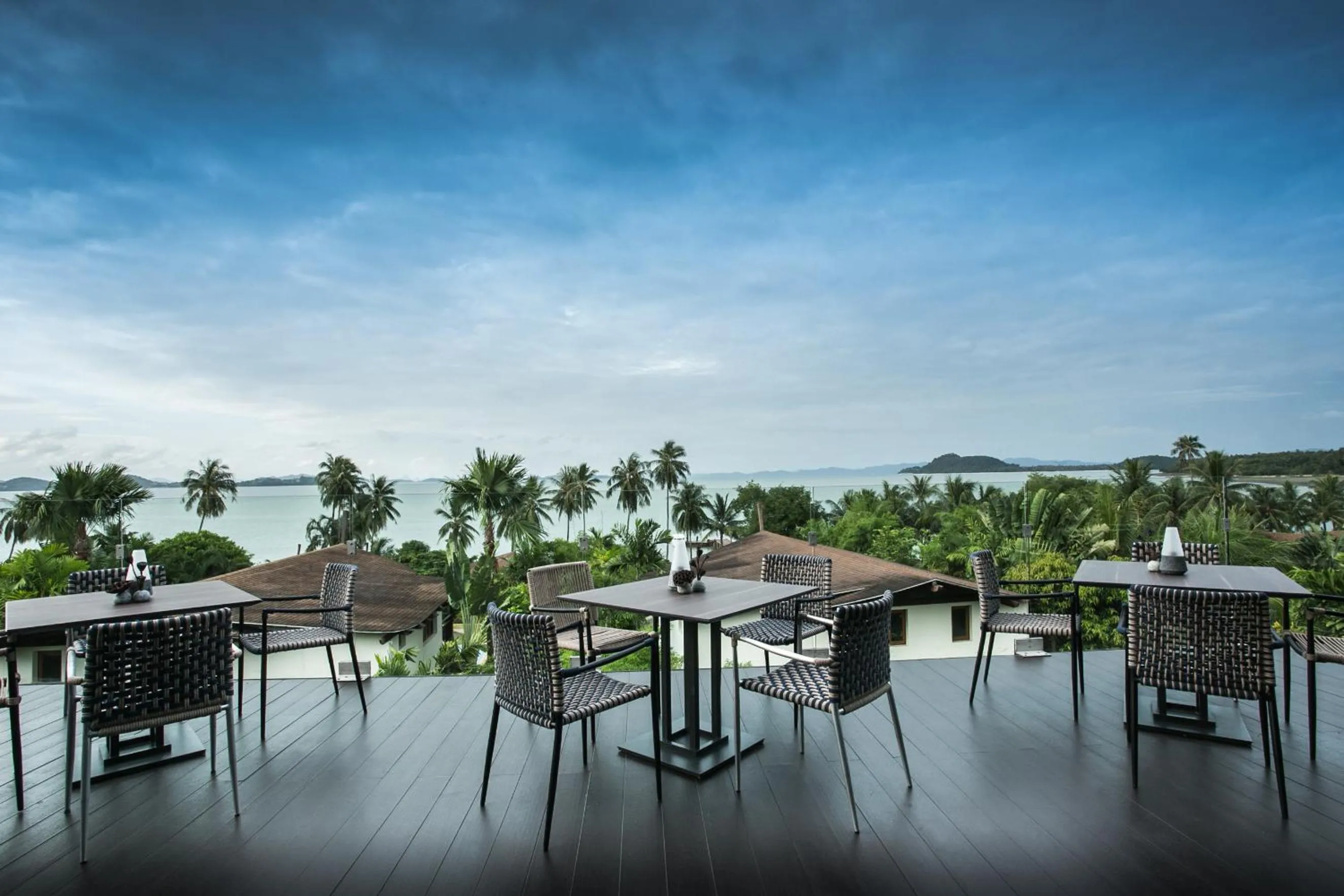 Restaurant/places to eat in Barcelo Coconut Island, Phuket