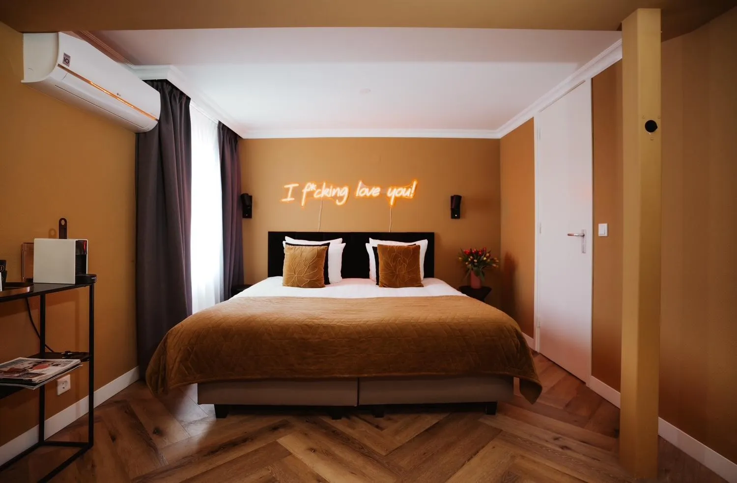 Bed in Hotel Janssen