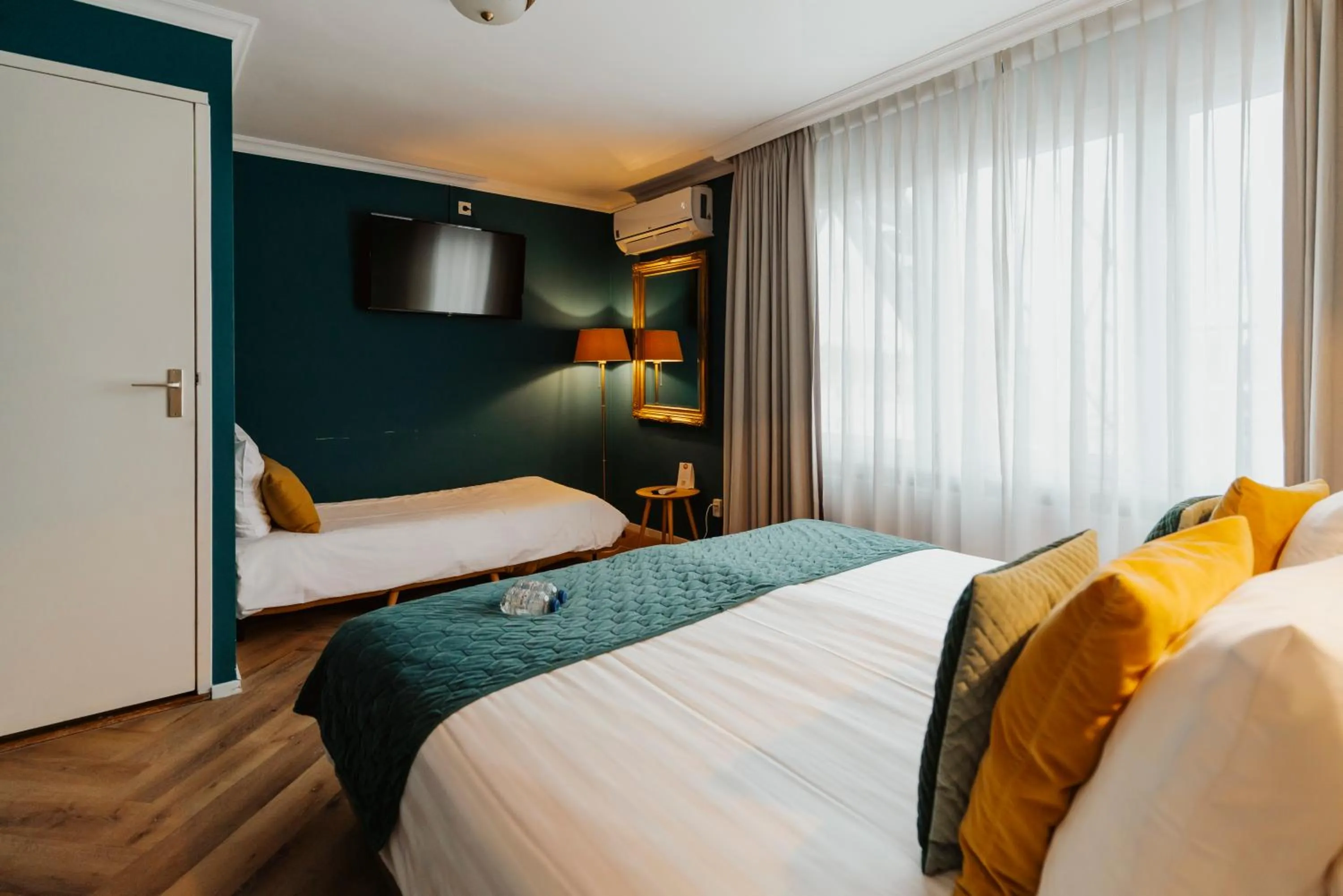 Bedroom, Bed in Hotel Janssen