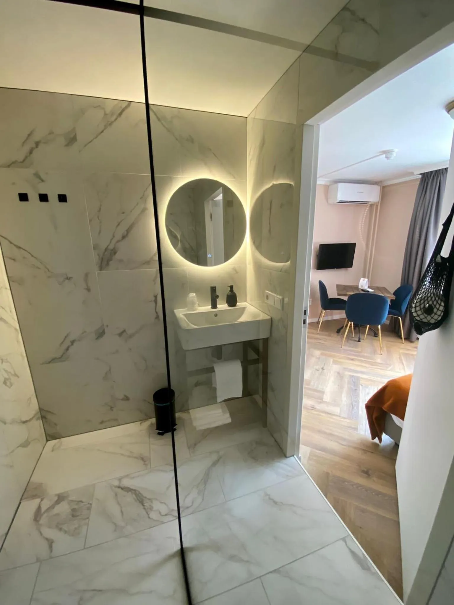 Bathroom in Hotel Janssen