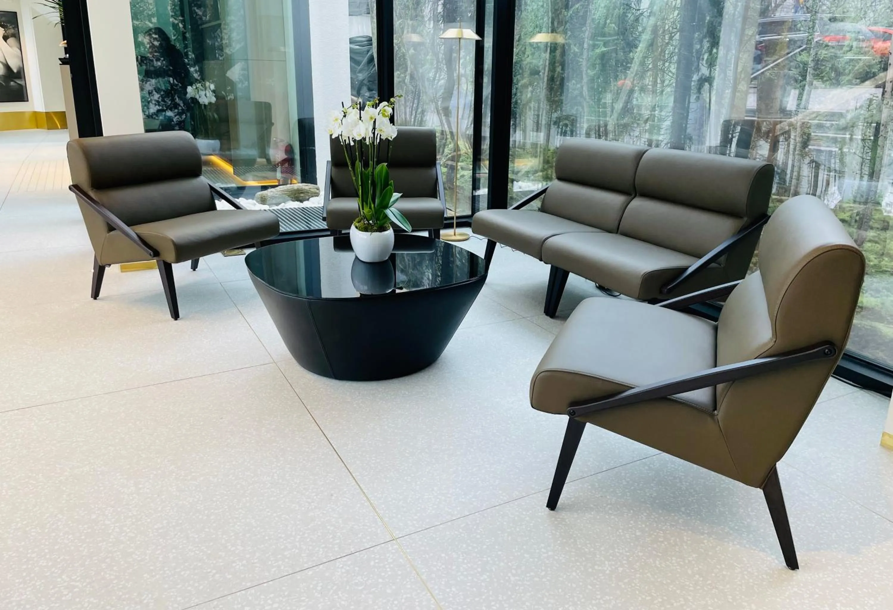 Seating area in Platinum Residence Boutique