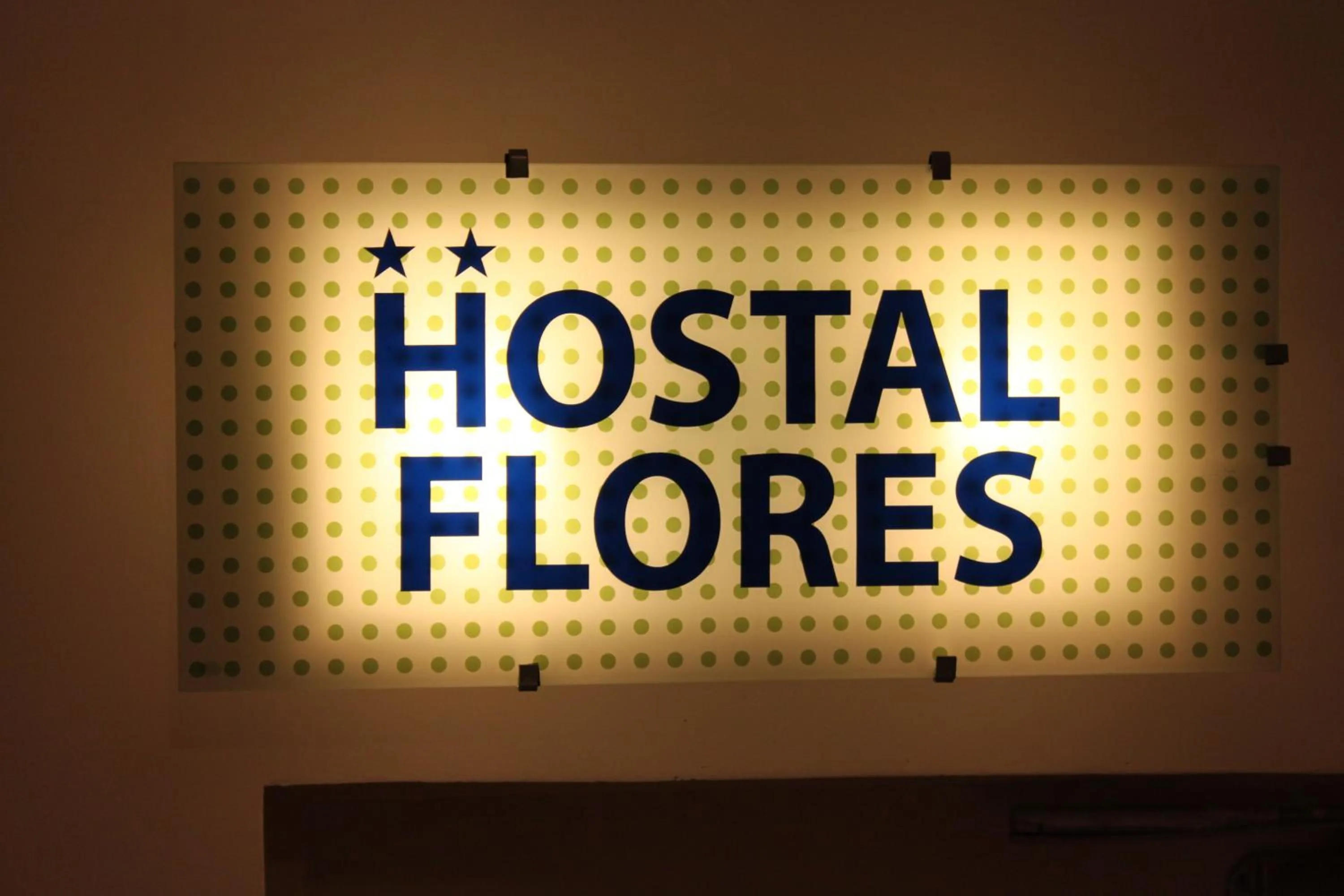 Logo/Certificate/Sign in Hostal Las Flores Ramblas