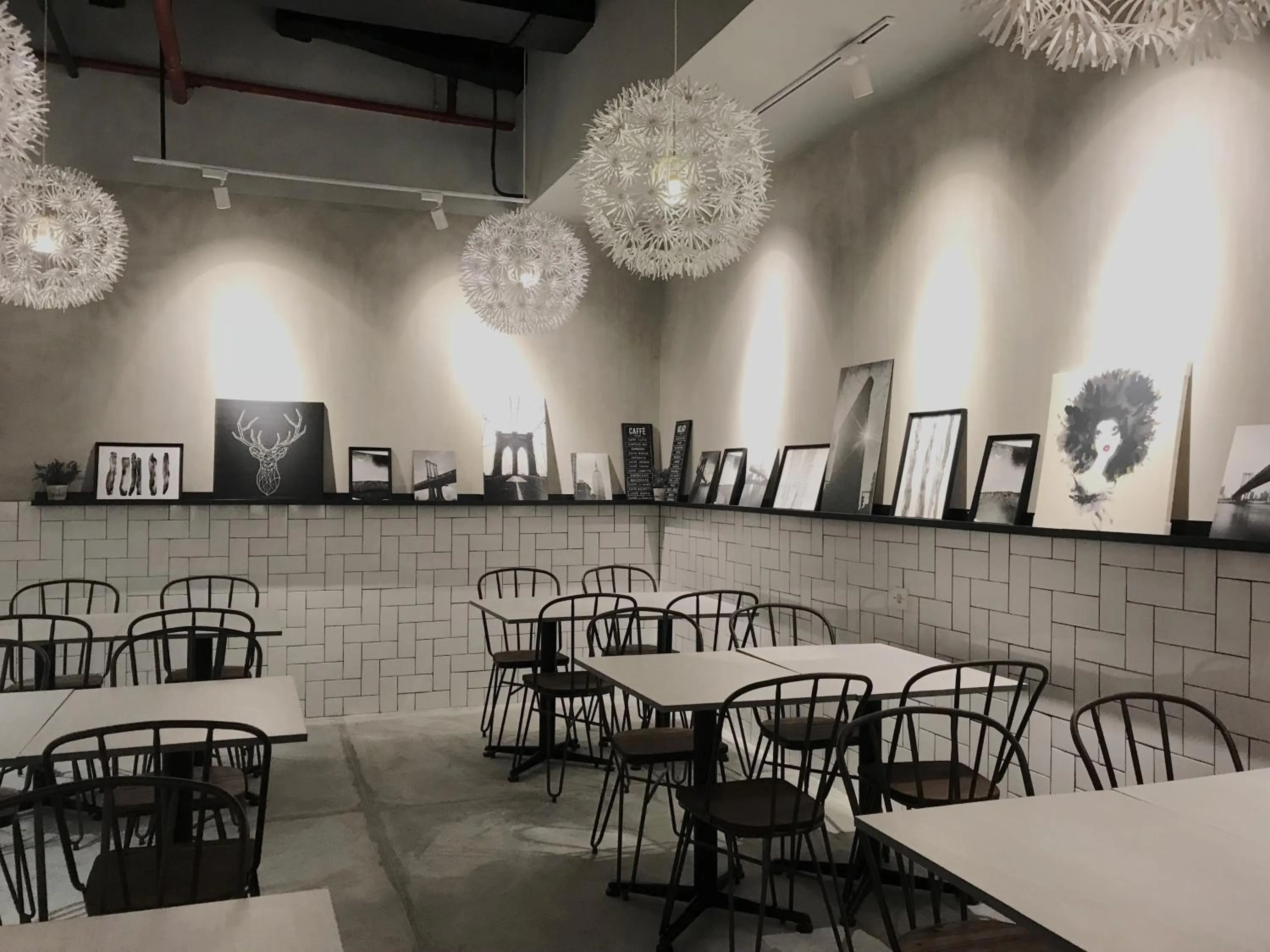 Restaurant/places to eat in Juno Jatinegara Jakarta