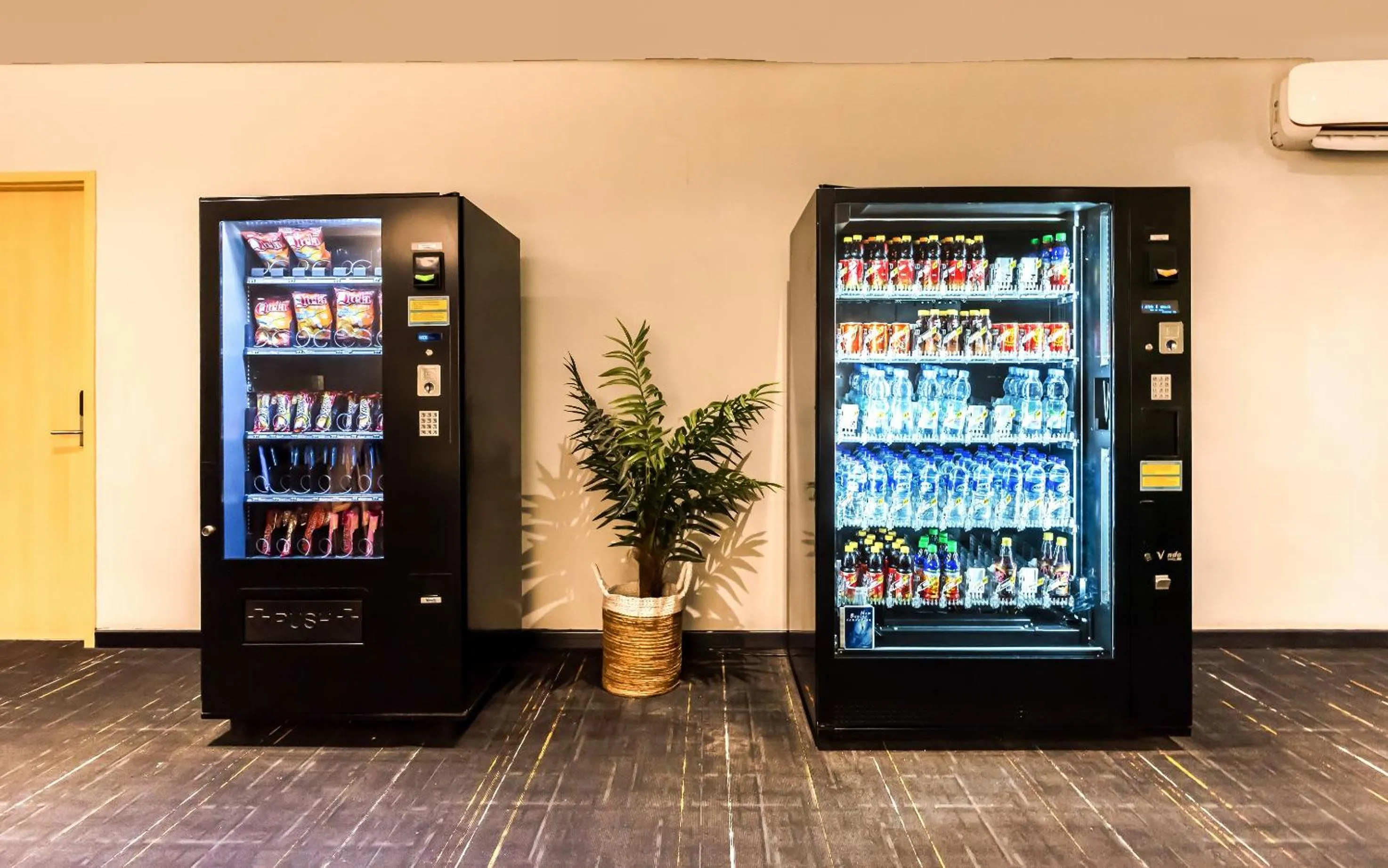 Area and facilities in Juno Jatinegara Jakarta