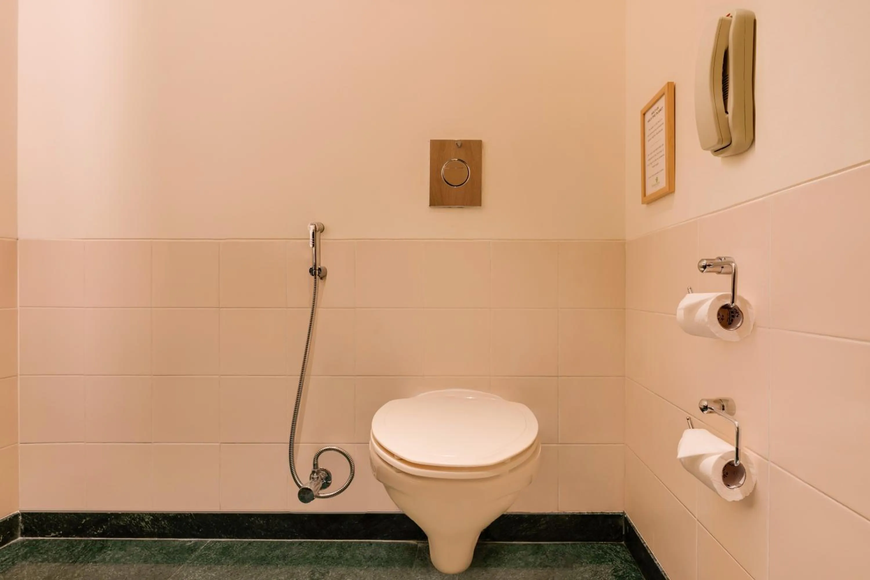 Red Fox by Lemon Tree Hotels, Hyderabad