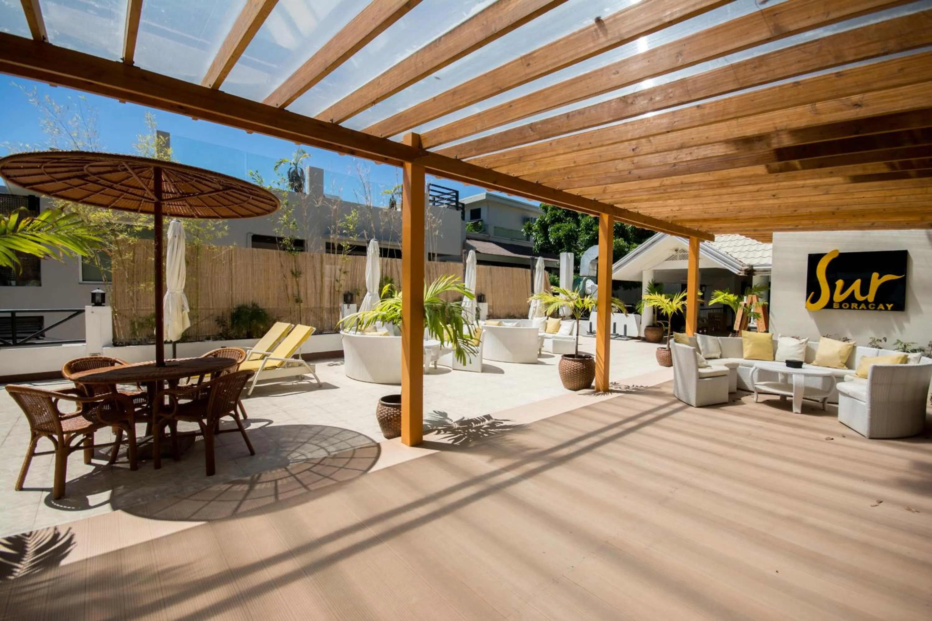 Property building in Sur Beach Resort Boracay