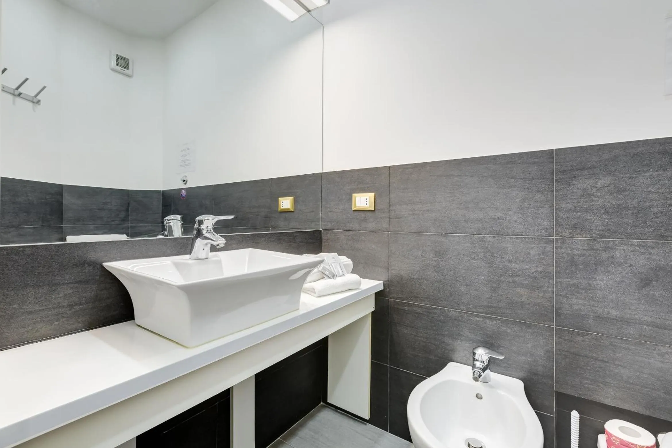 Bathroom in Affreschi Su Roma Luxury B&B