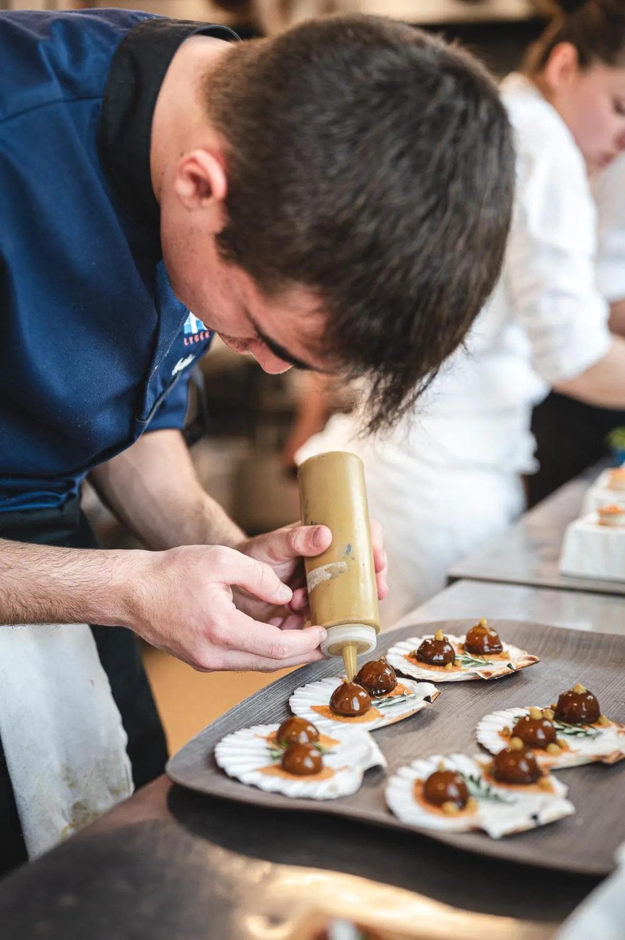 Restaurant/places to eat in Logis Hôtellerie Les Brisants , Restaurant J M Perochon