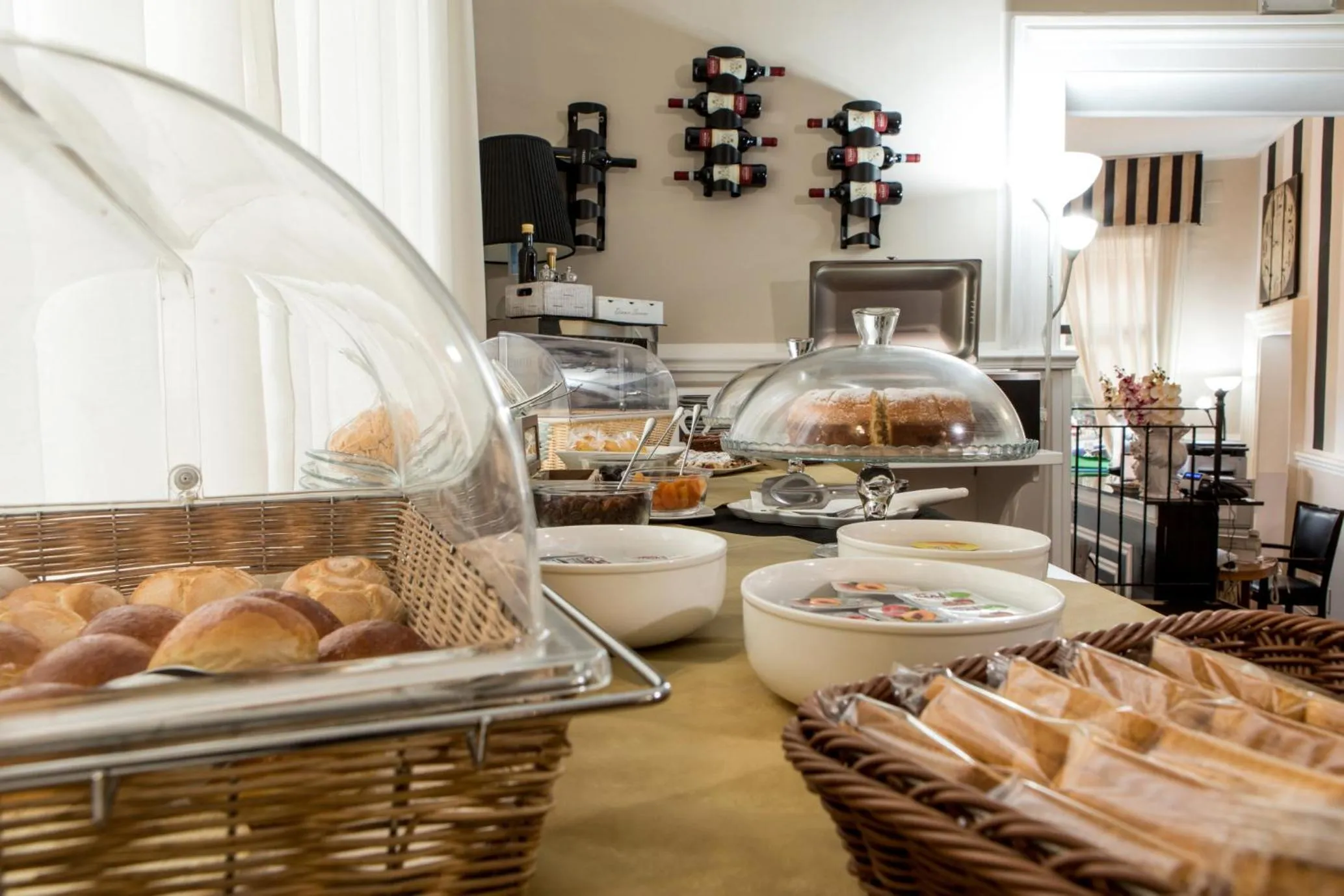 Food and drinks in Hotel Sant'Elia