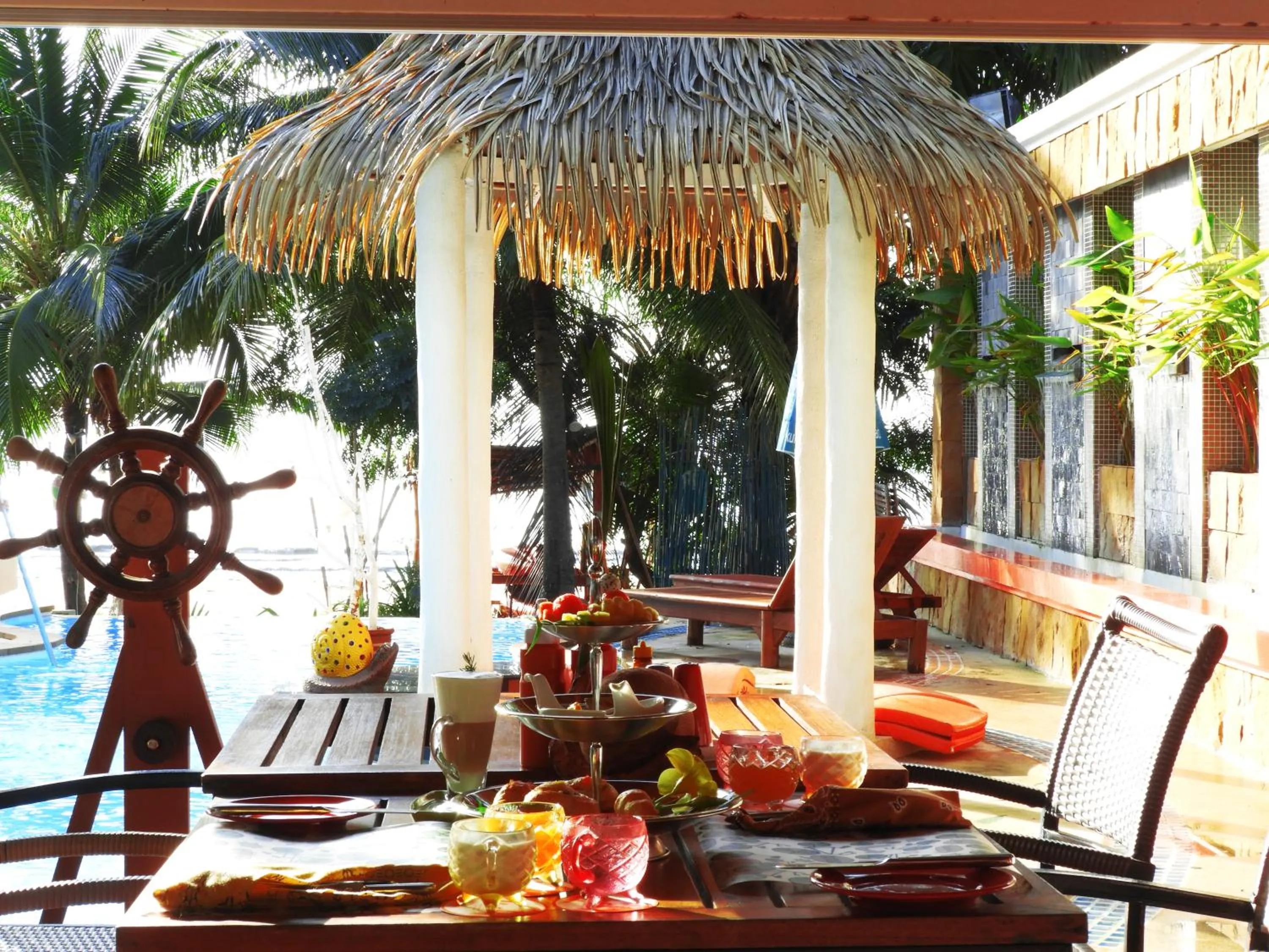 Restaurant/places to eat in Vartika Resovilla Kuiburi Beach Resort and Villas