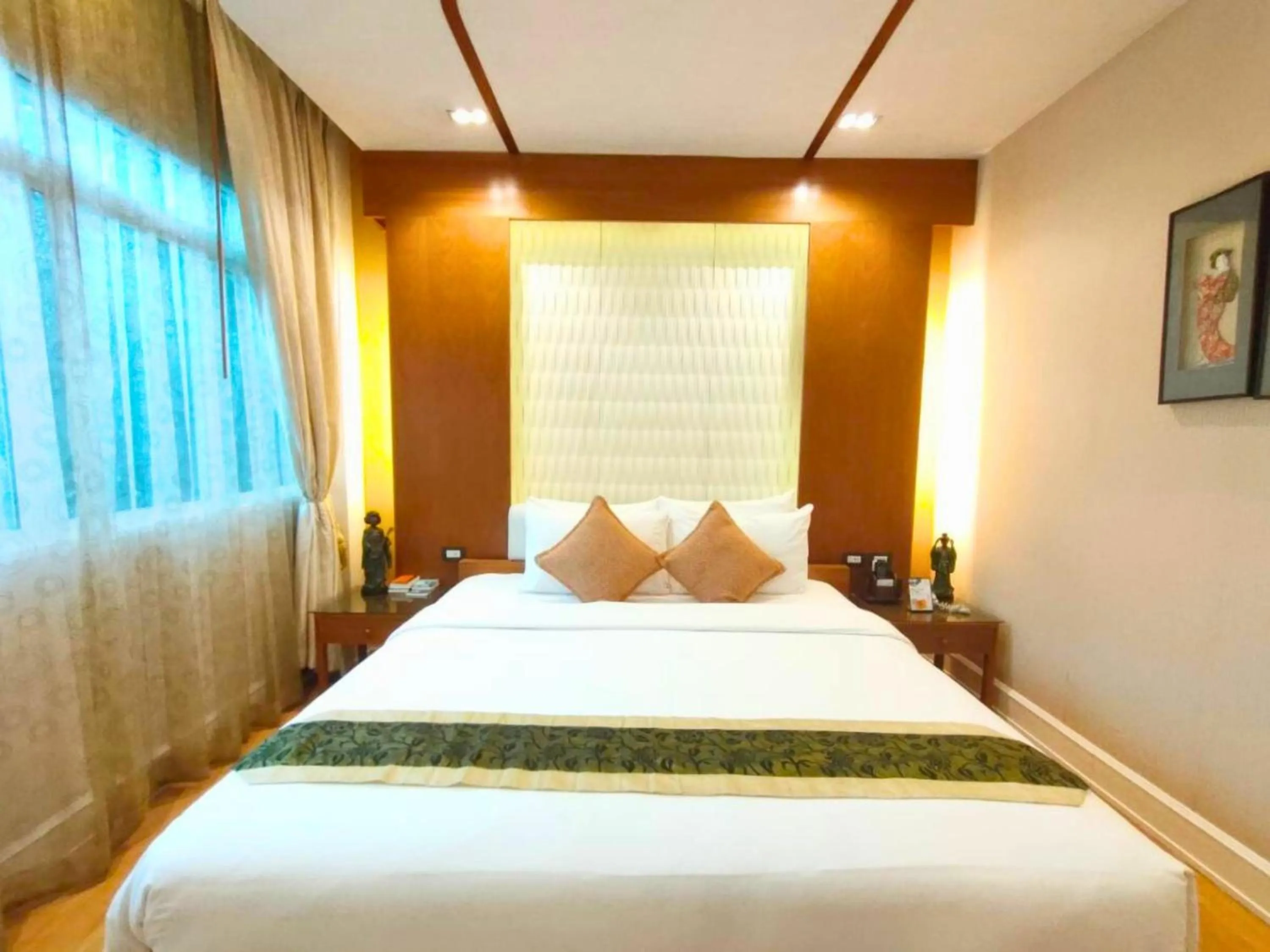 Bed in Vartika Resovilla Kuiburi Beach Resort and Villas