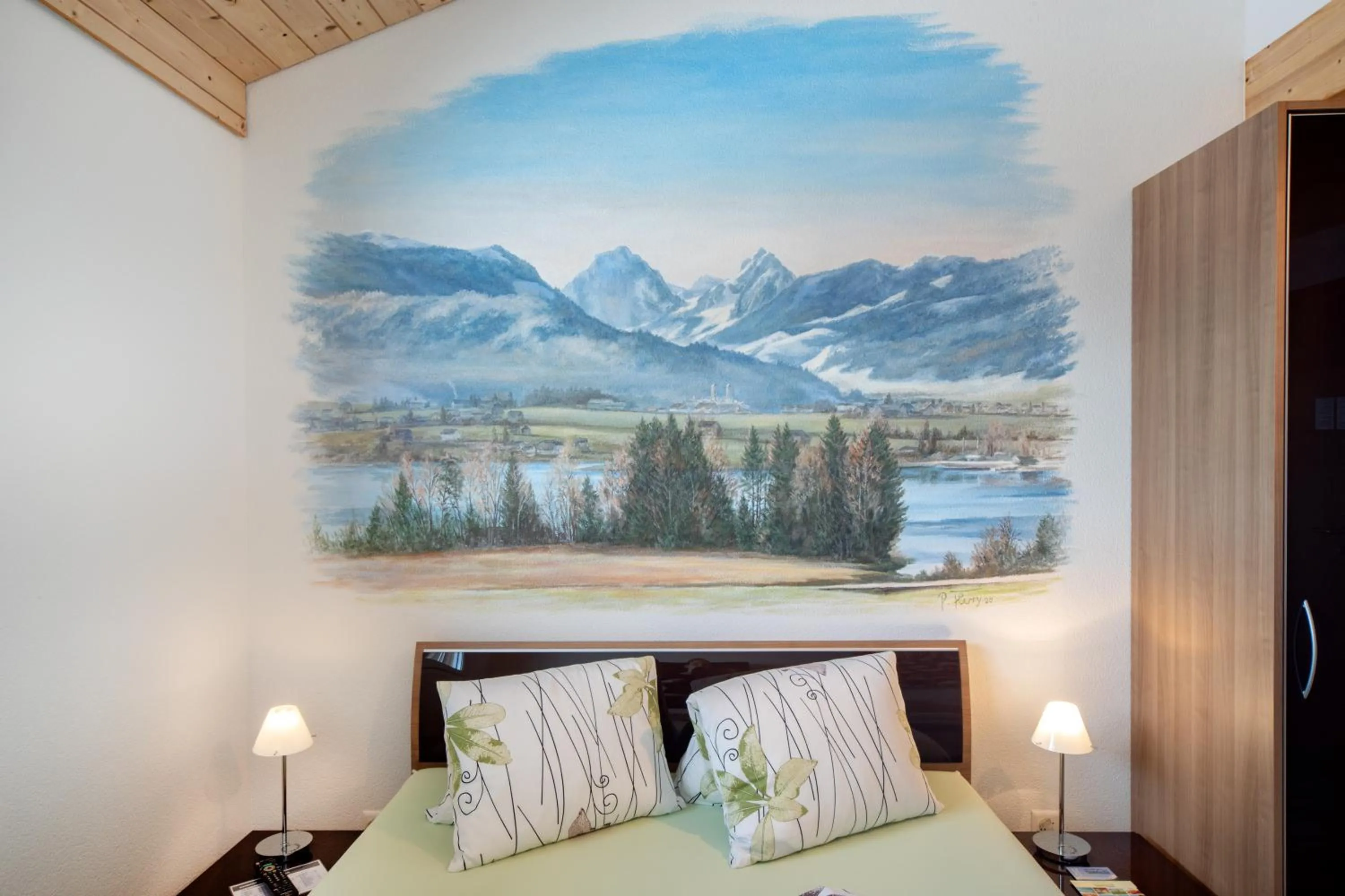 Photo of the whole room in B&B Ferienhof am See