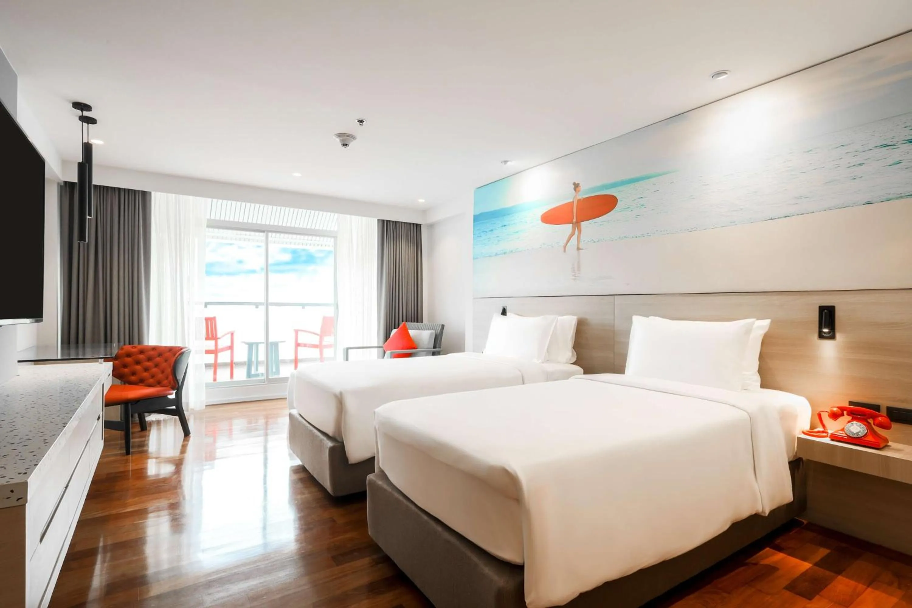 Bedroom, Bed in Radisson RED Phuket Patong Beach