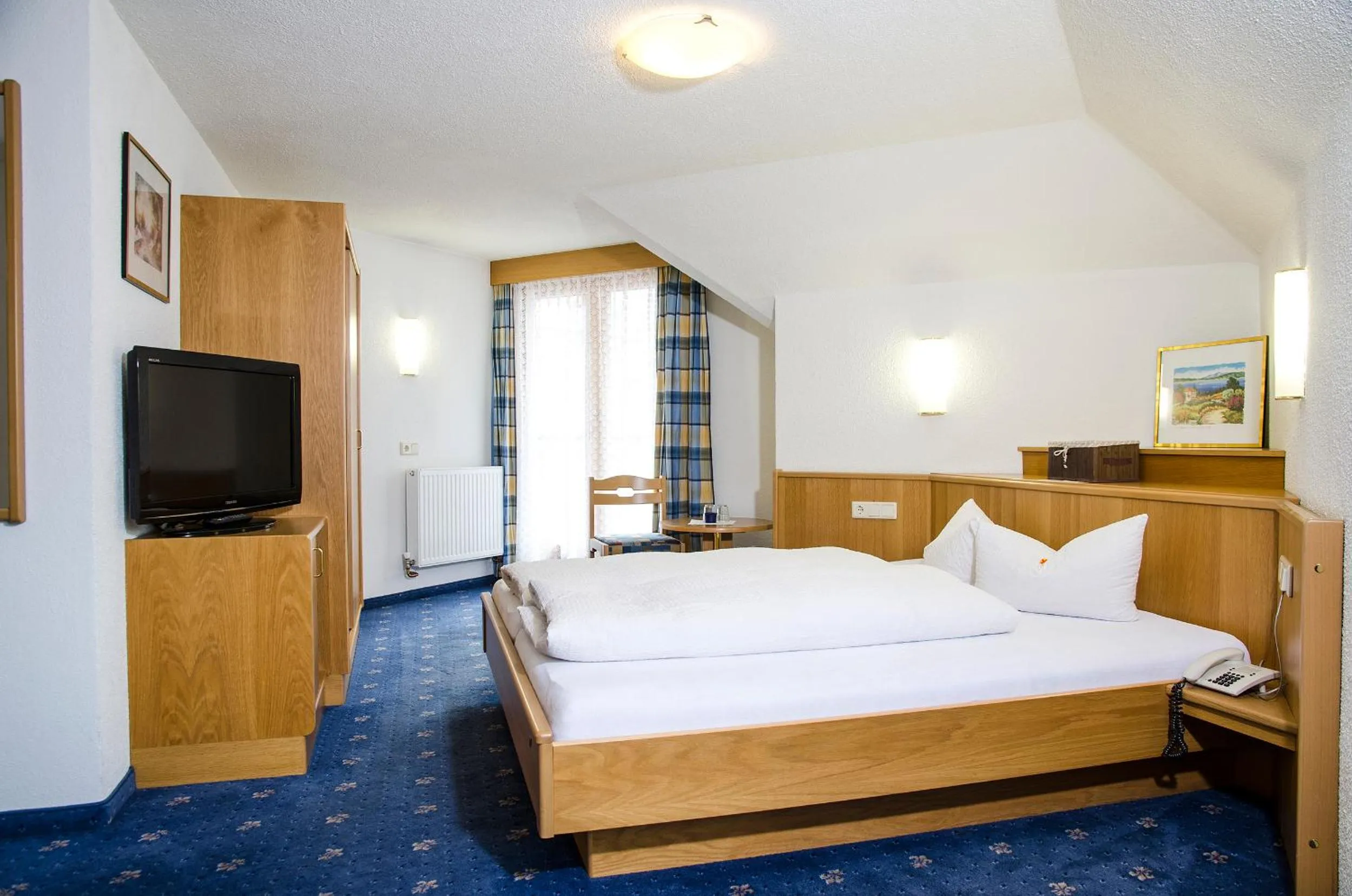 Photo of the whole room, Bed in Hotel Idhof