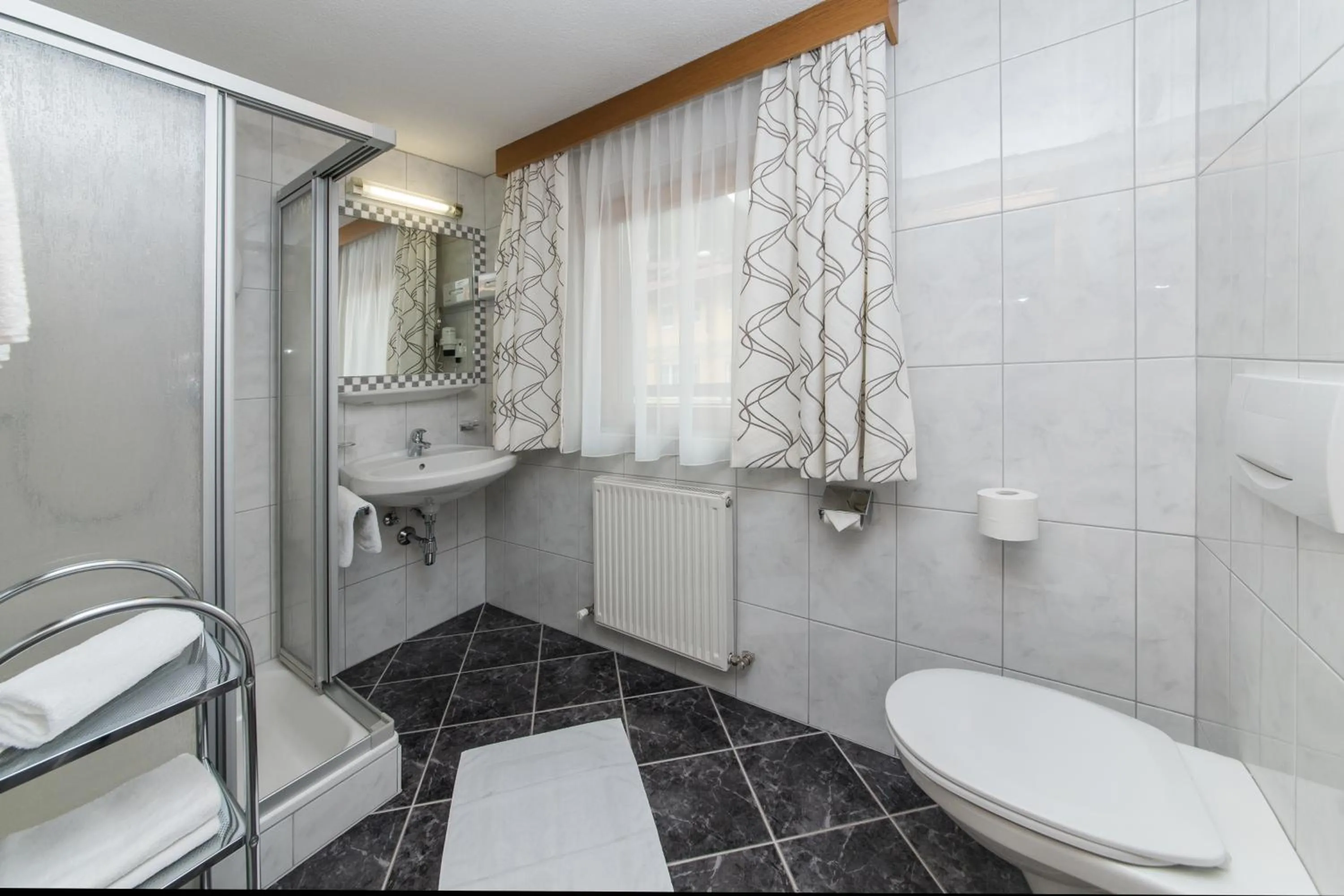 Bathroom in Hotel Idhof