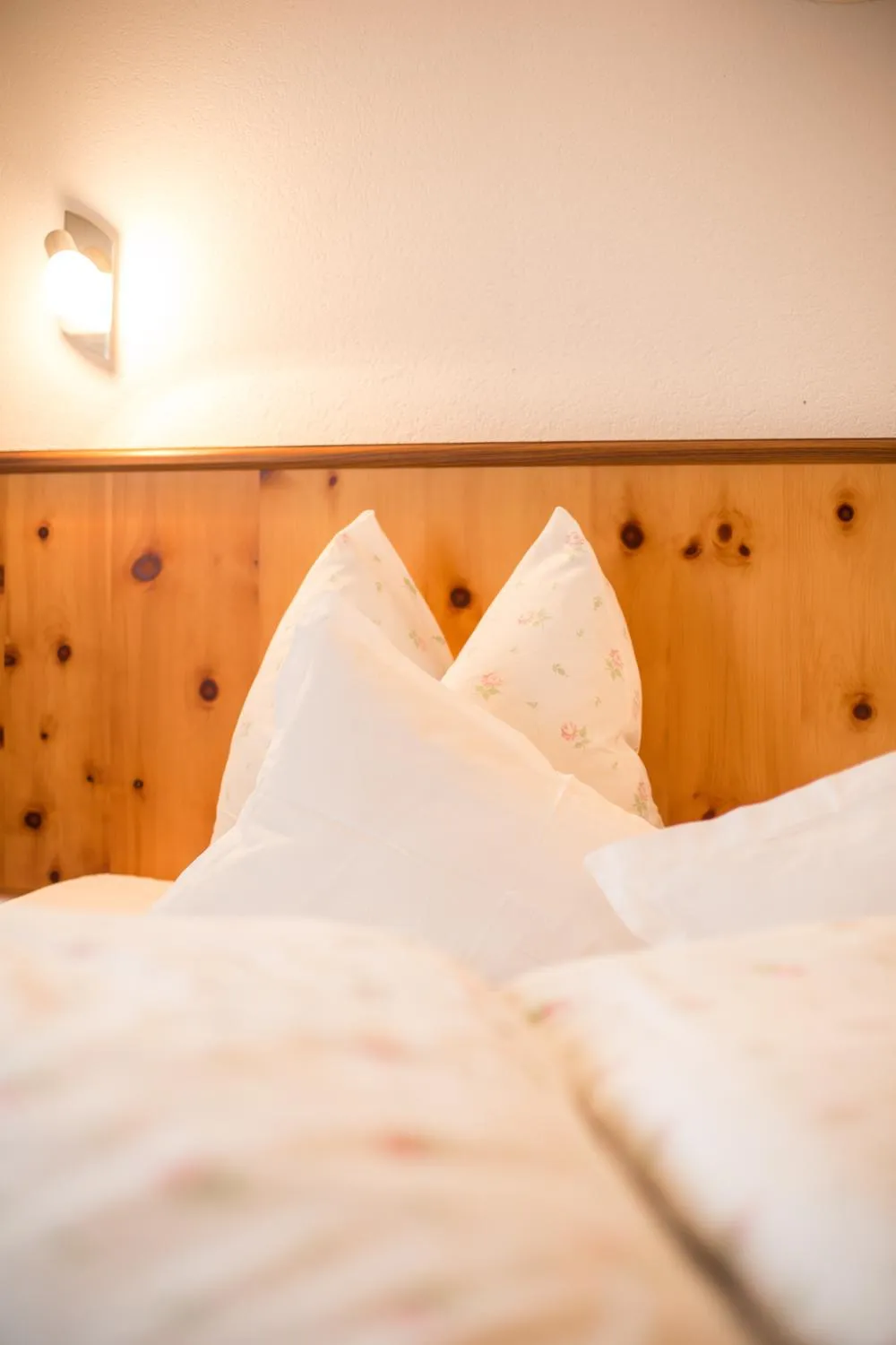 Bedroom, Bed in Alpenresidenz Ballunspitze - Kinderhotel