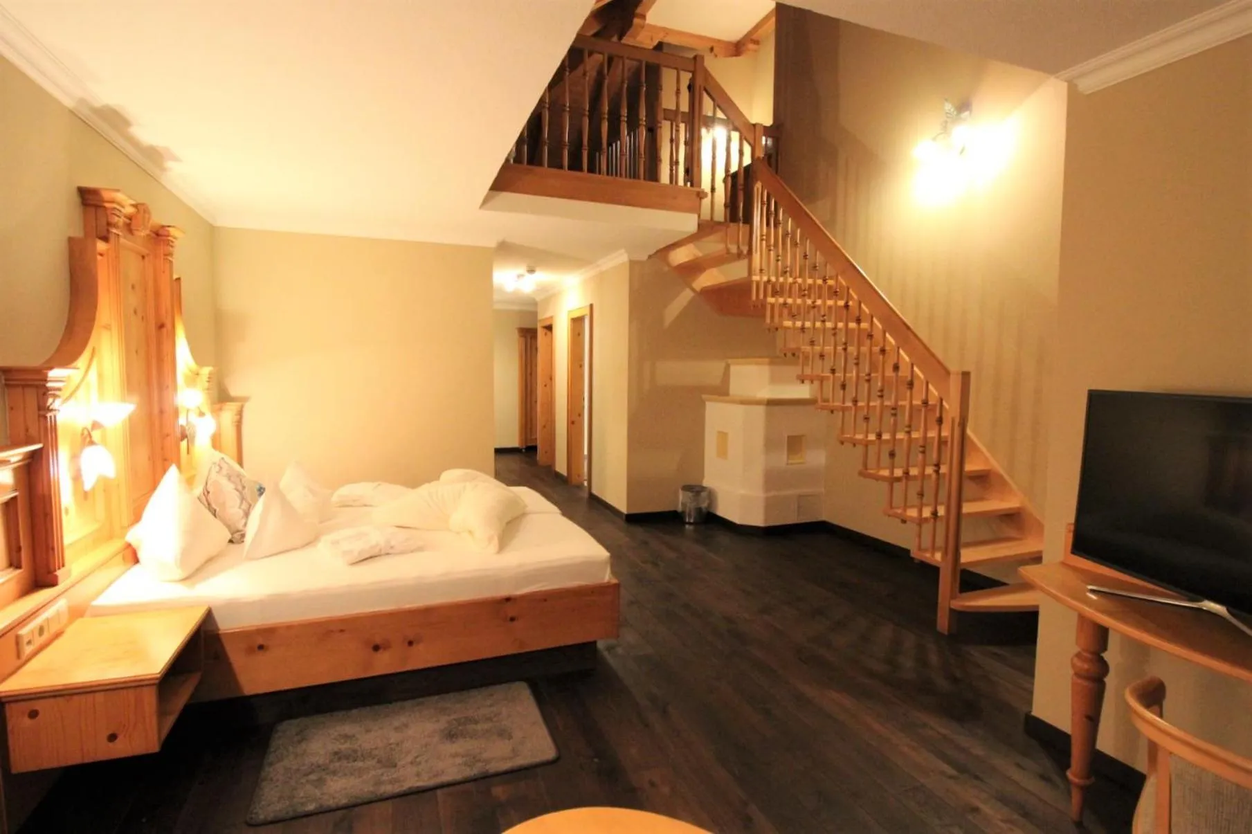 Bed in Alpenresidenz Ballunspitze - Kinderhotel