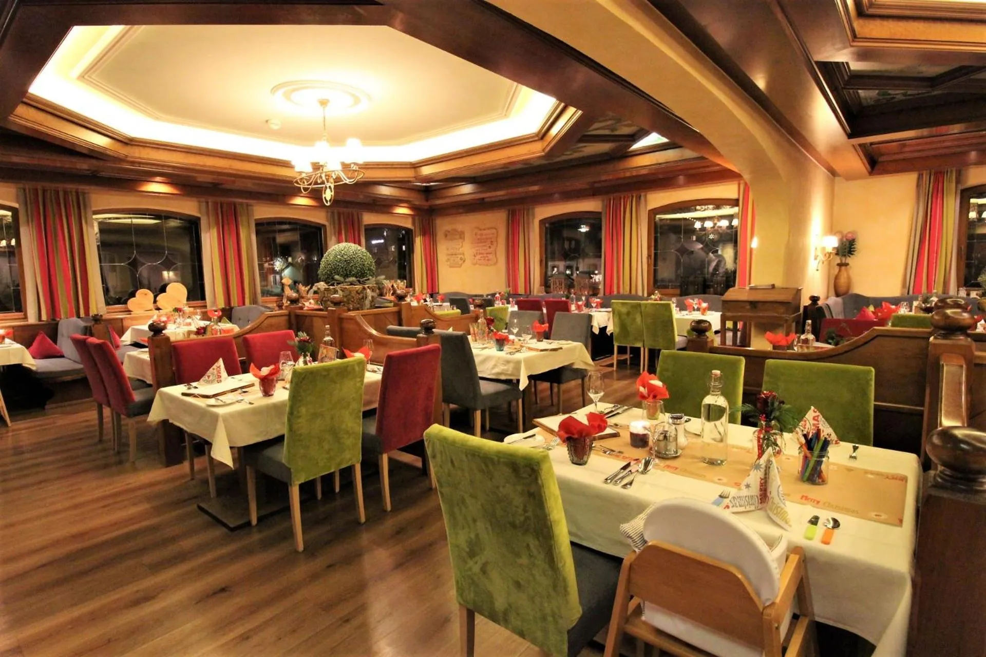 Restaurant/places to eat in Alpenresidenz Ballunspitze - Kinderhotel