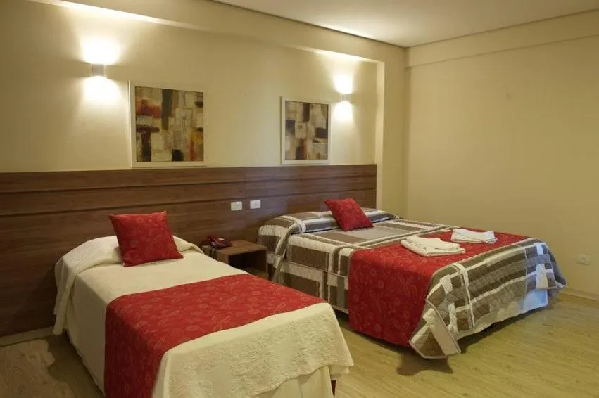 Bedroom, Bed in Hotel Metropolitan