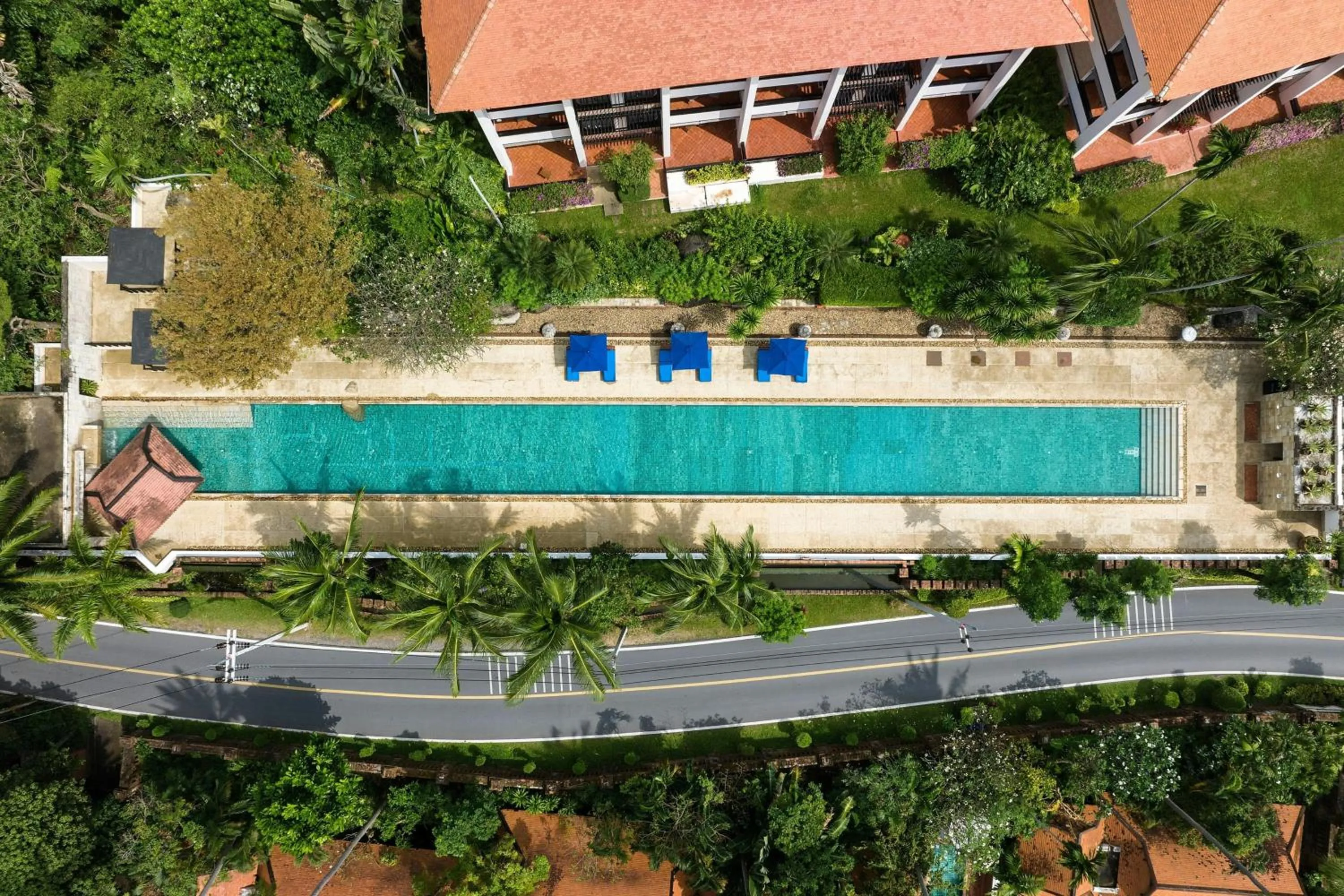 Swimming pool in Renaissance Koh Samui Resort & Spa