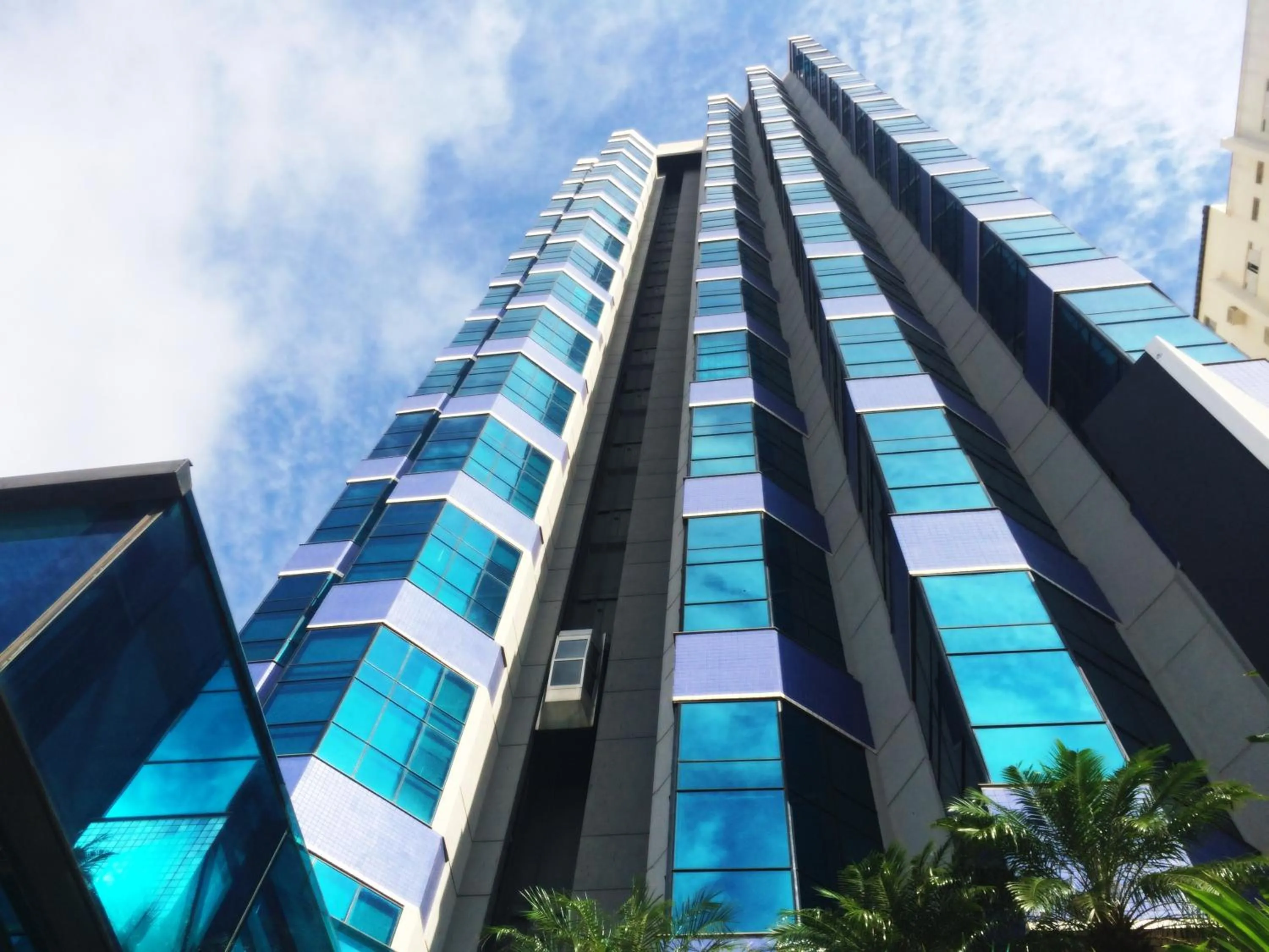 Property building in Bahamas Duplex by WS