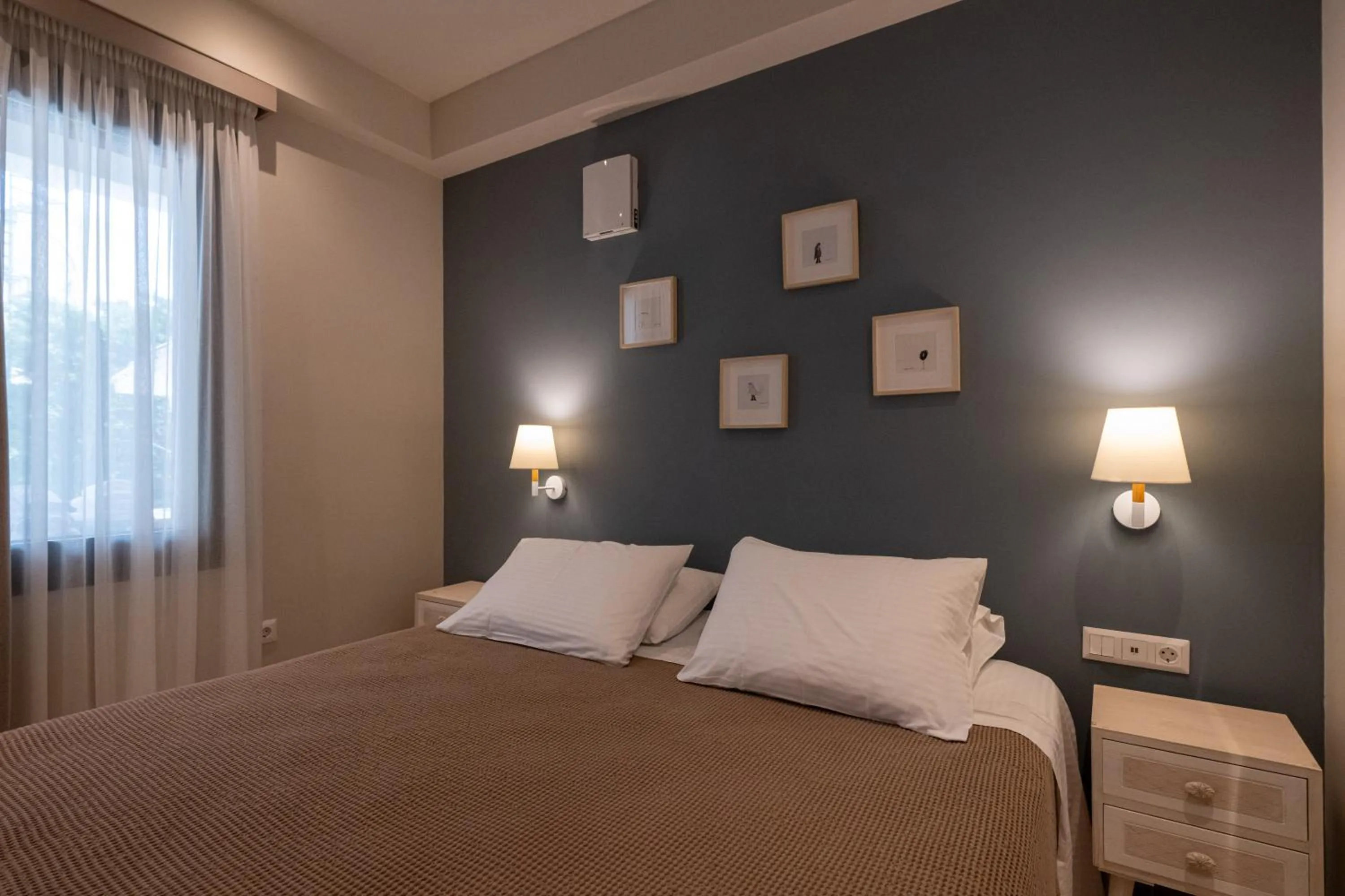 Bedroom, Bed in The Mansion - Kalamata Mediterranean Villas