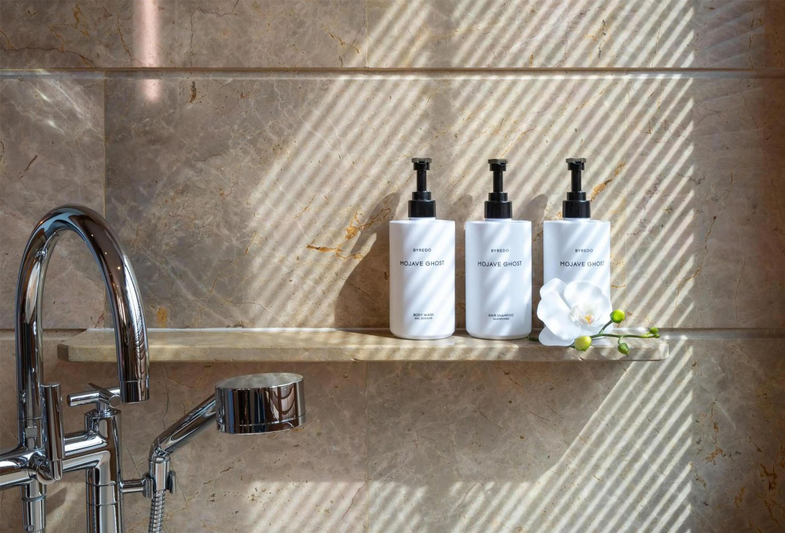 Bathroom in Conrad Bangkok